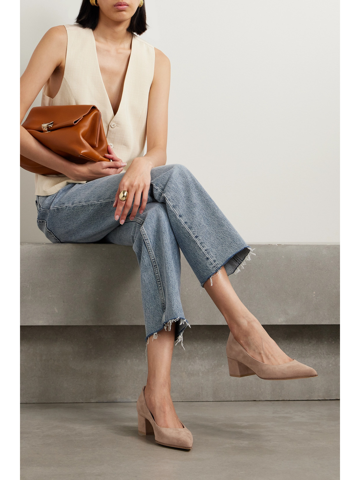 Gianvito Rossi Camoscio 45 Suede Pumps In Neutrals