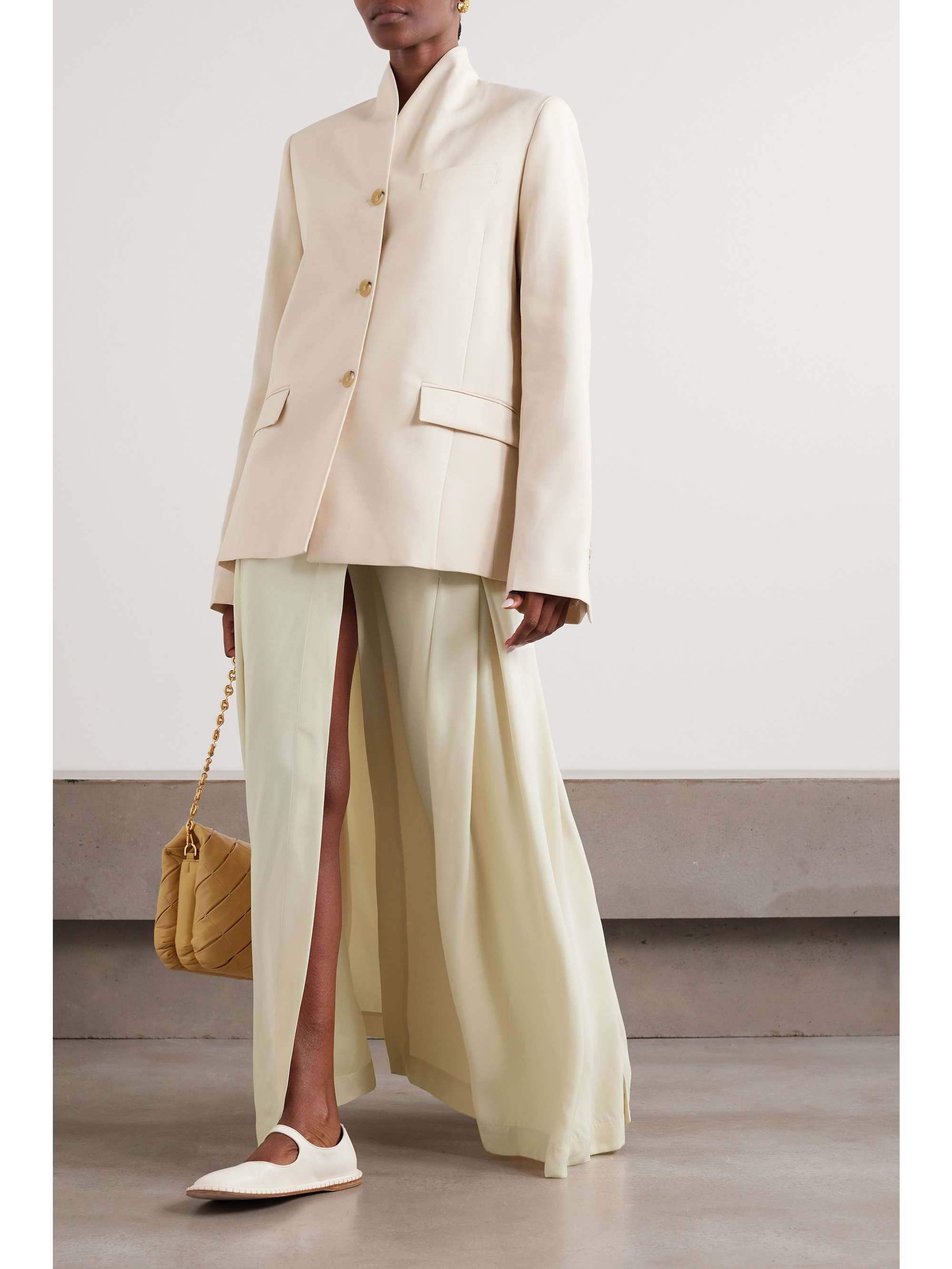 Pleated crepe maxi wrap skirt white DK32