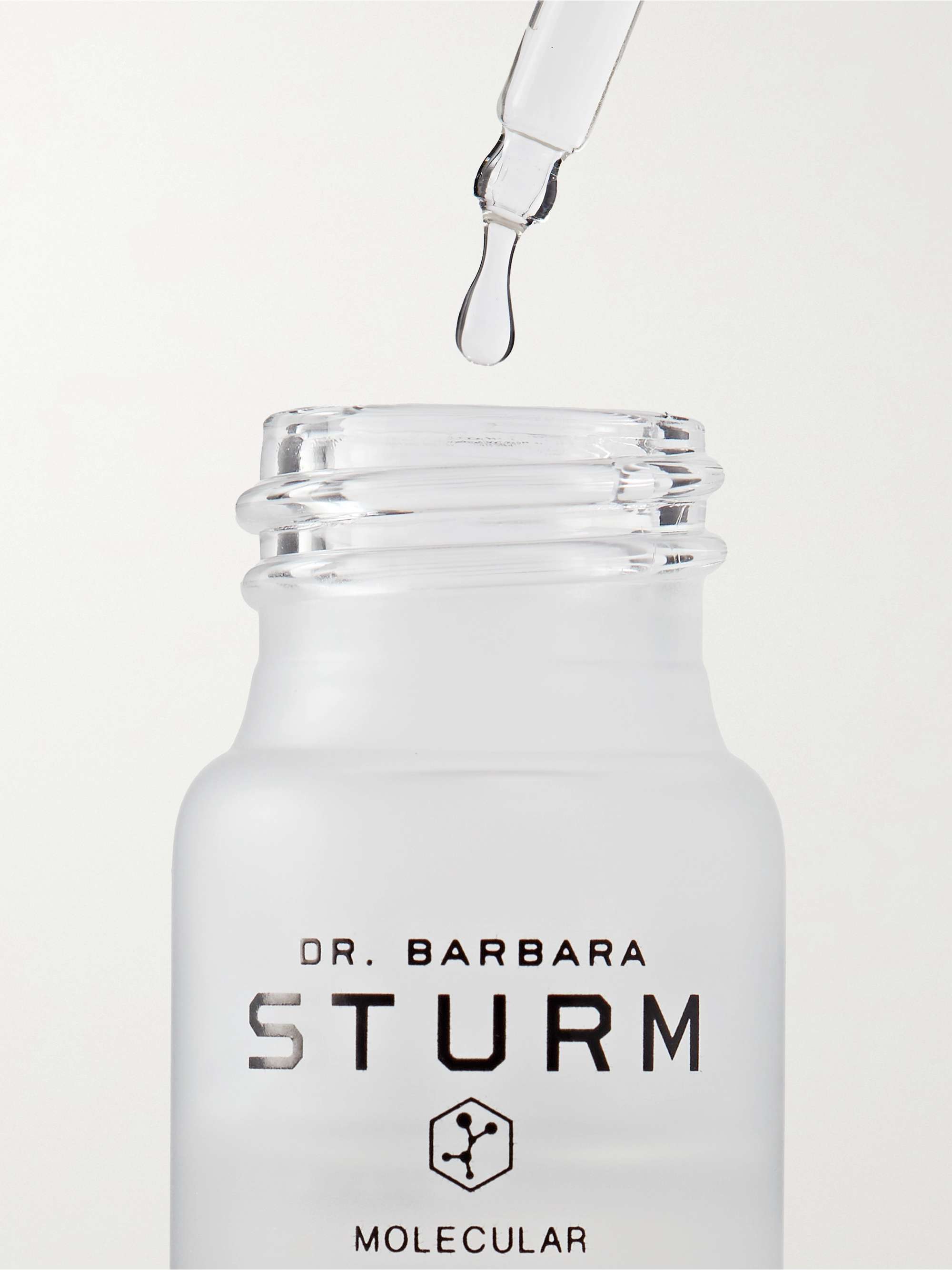 DR. BARBARA STURM 