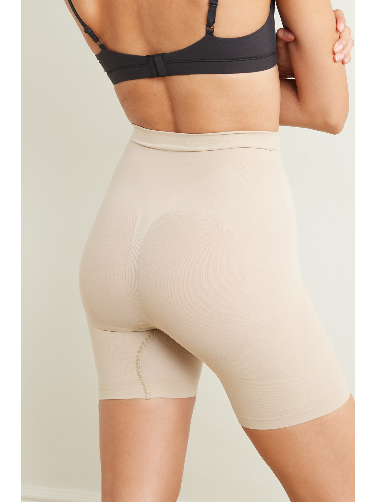 Skims Seamless Sculpt Mid Thigh Shorts In Neutrals