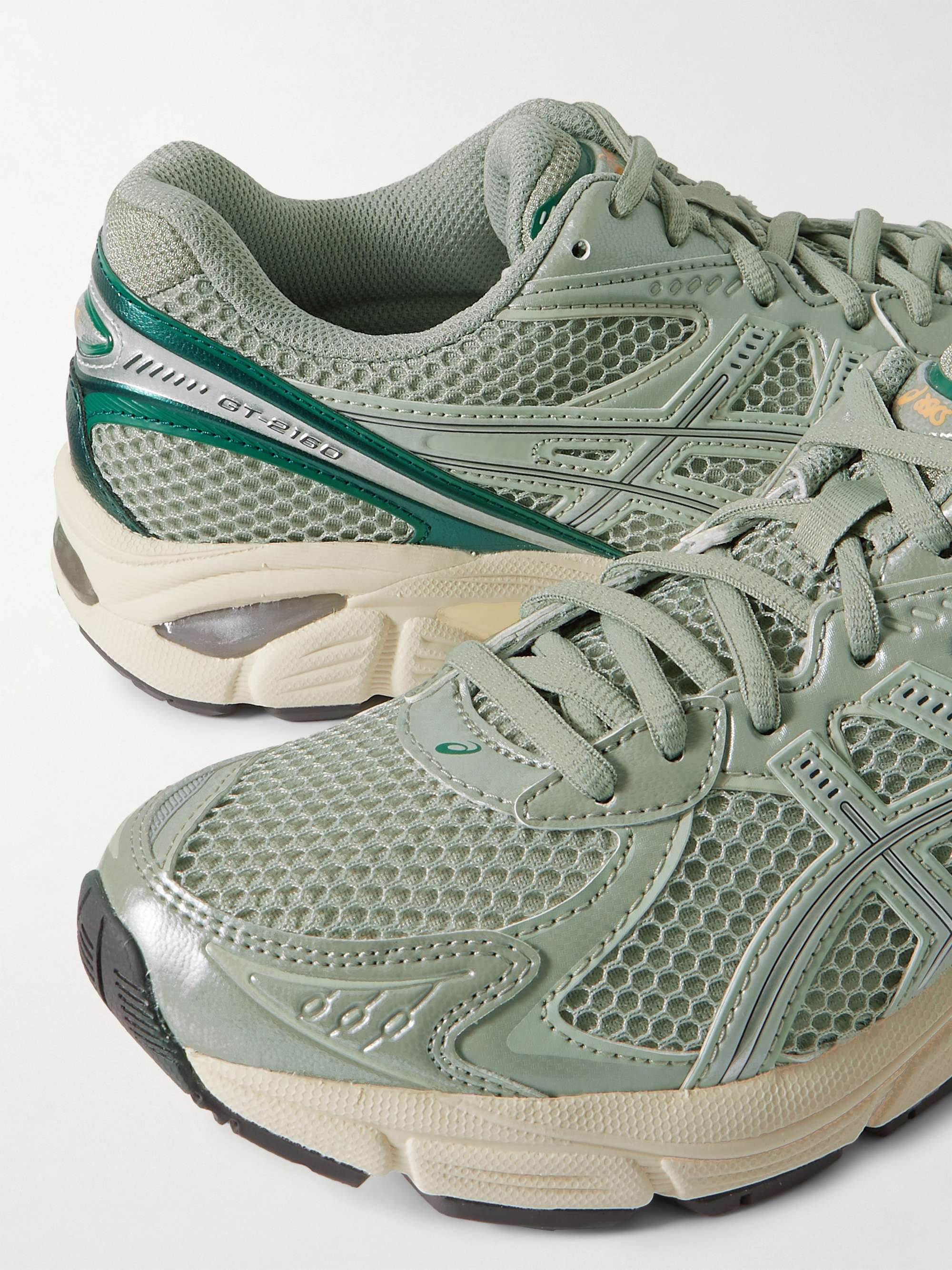 ASICS 