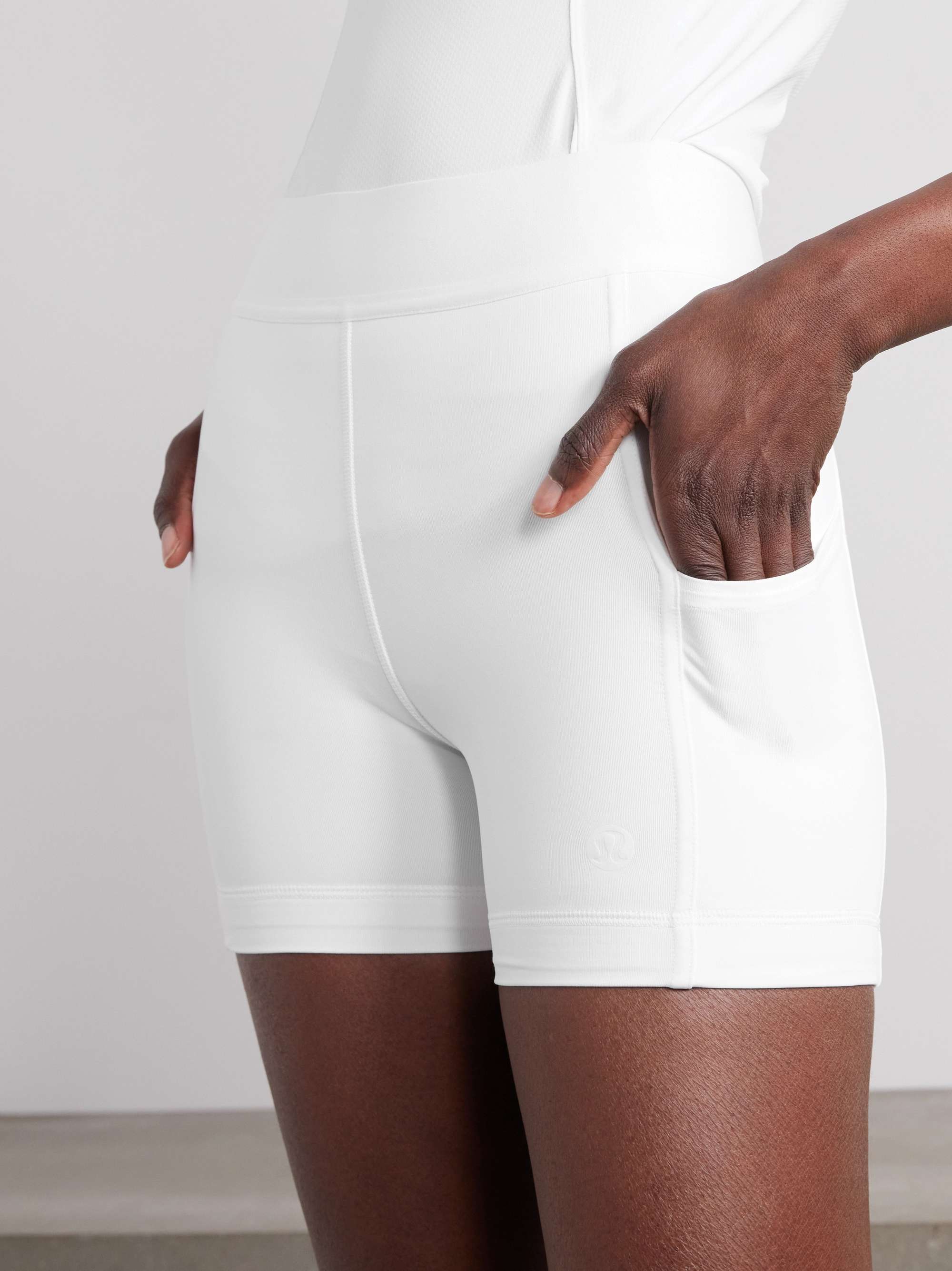LULULEMON 