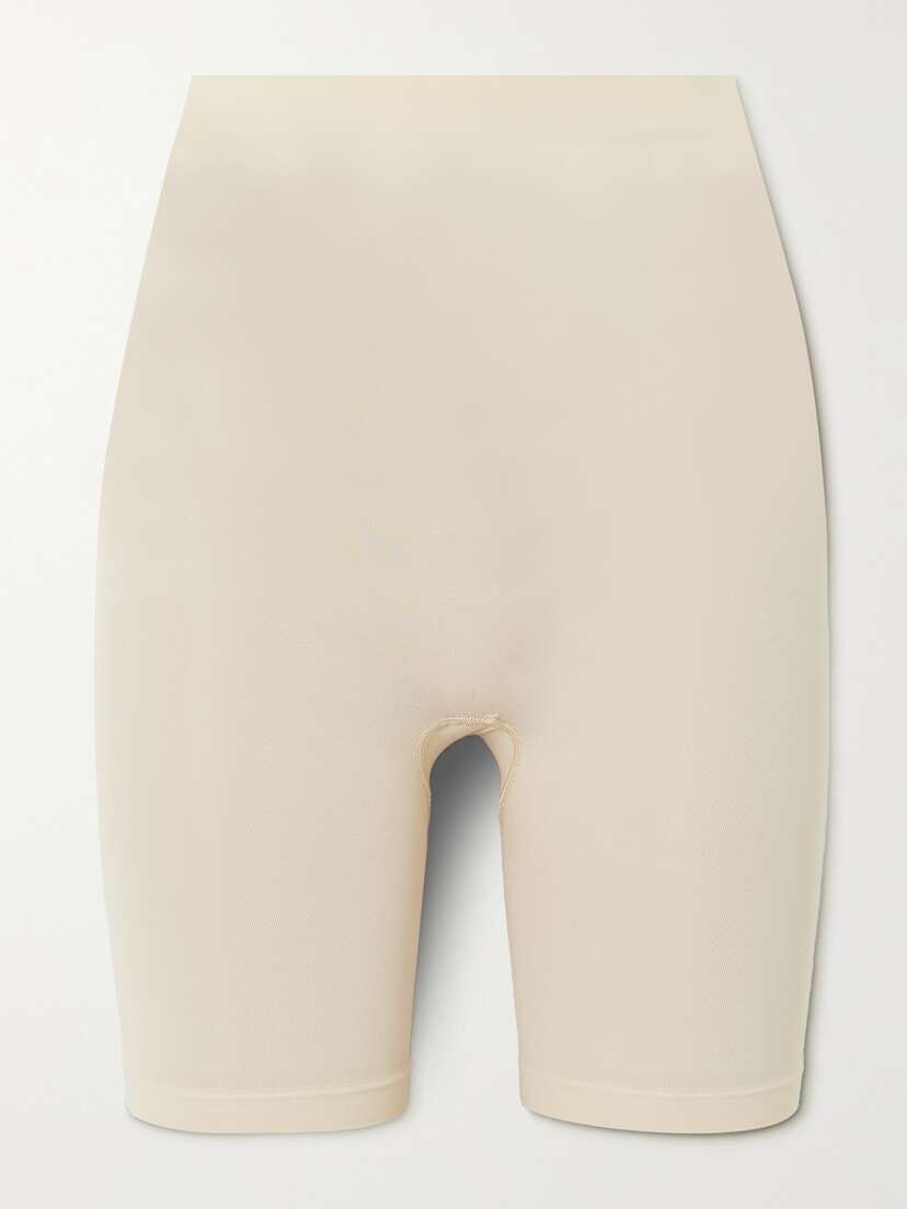 Skims Seamless Sculpt Mid Thigh Short - Sand