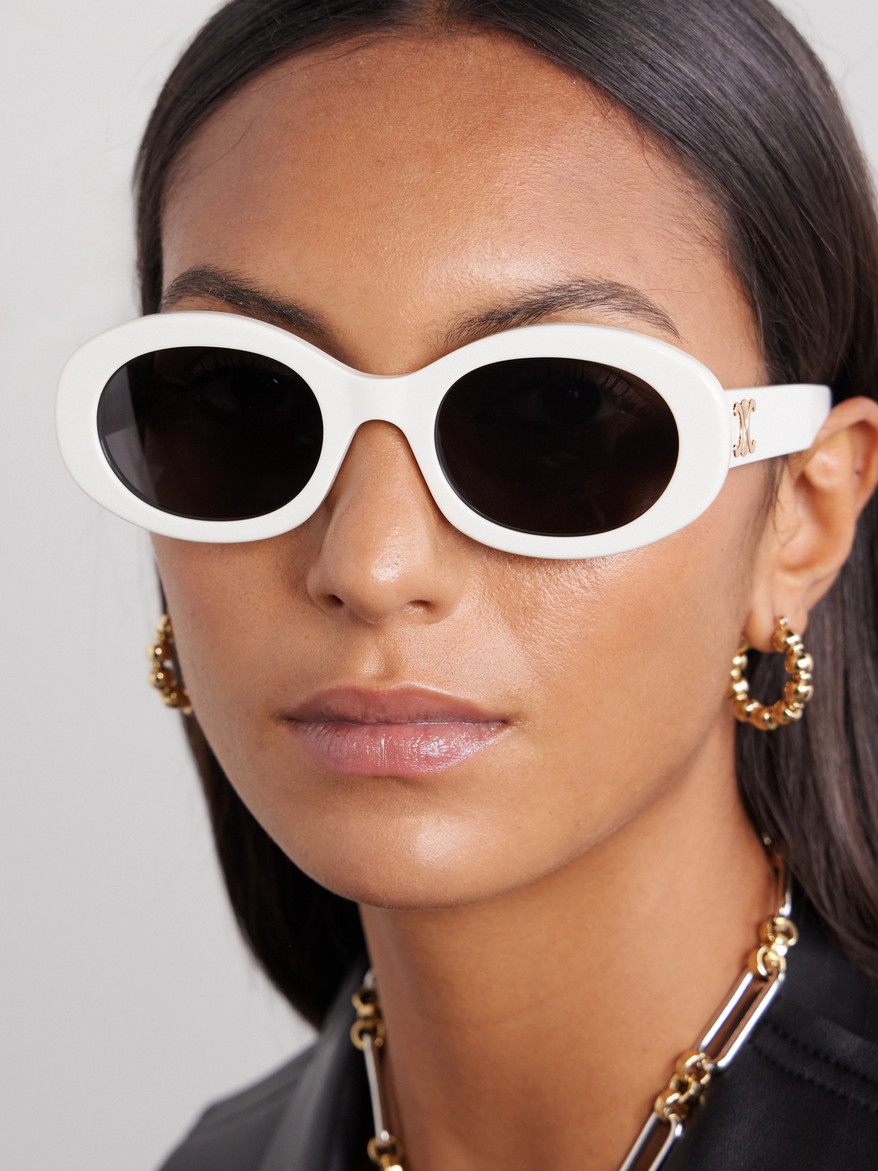 Celine Triomphe Oval-frame Acetate Sunglasses In Ivory