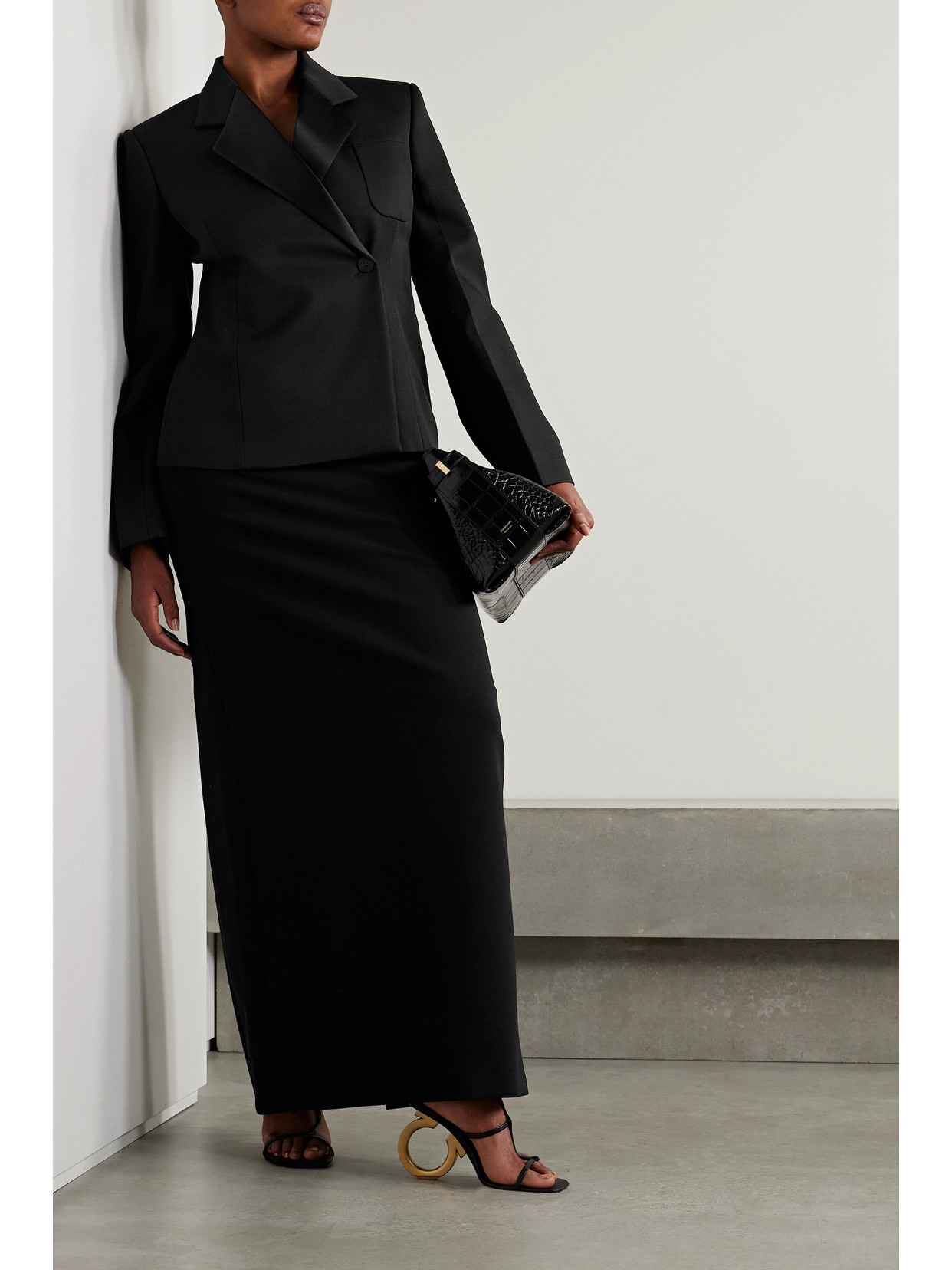 Ferragamo Double-breasted Satin-trimmed Grain De Poudre Wool Blazer In Black