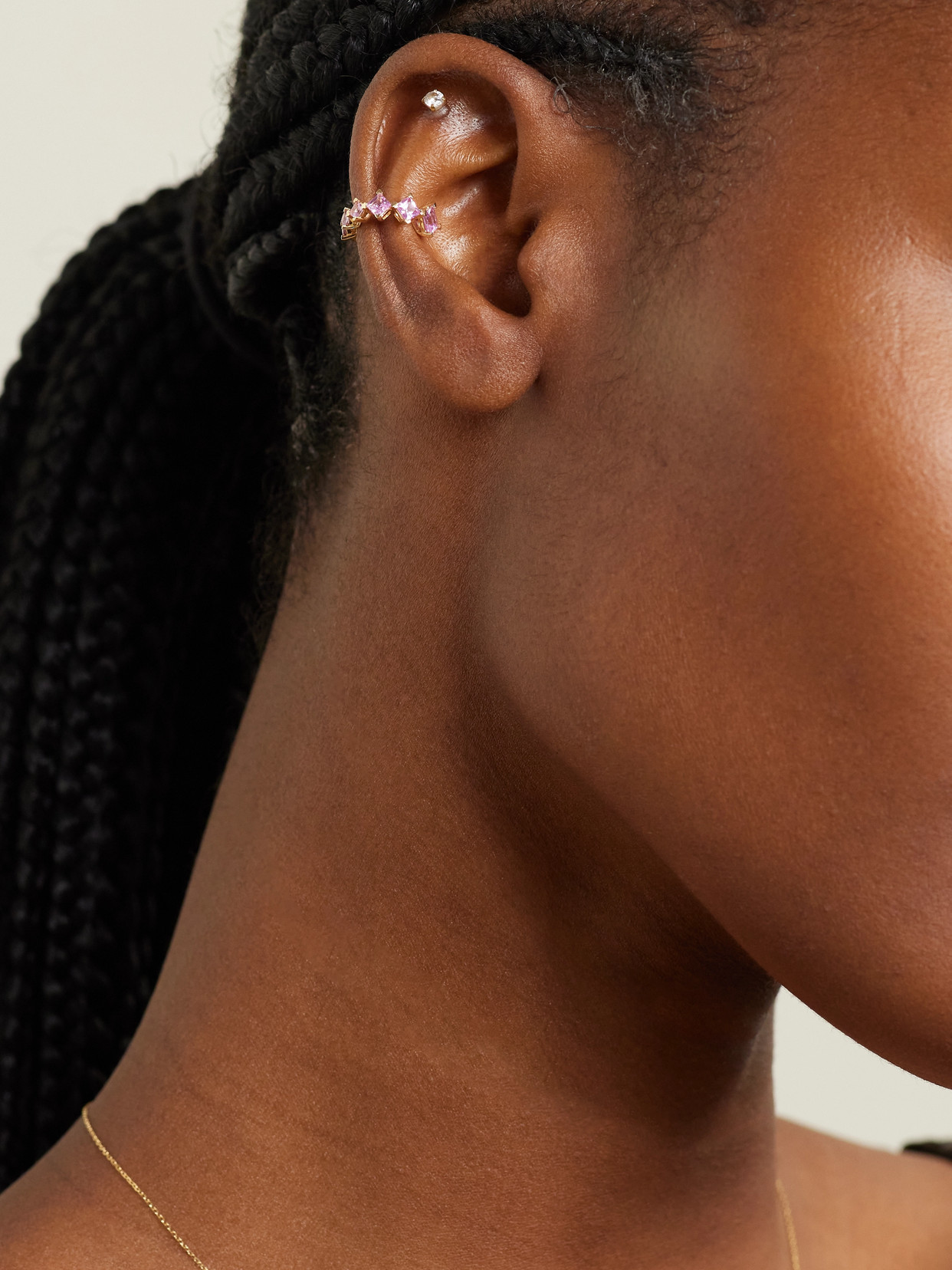 Diane Kordas 14-karat Gold Sapphire Ear Cuff In Gold