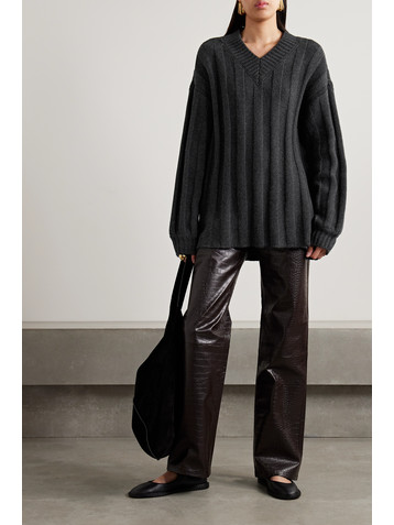 Interior The Drew oversized ribbed cashmere sweater
