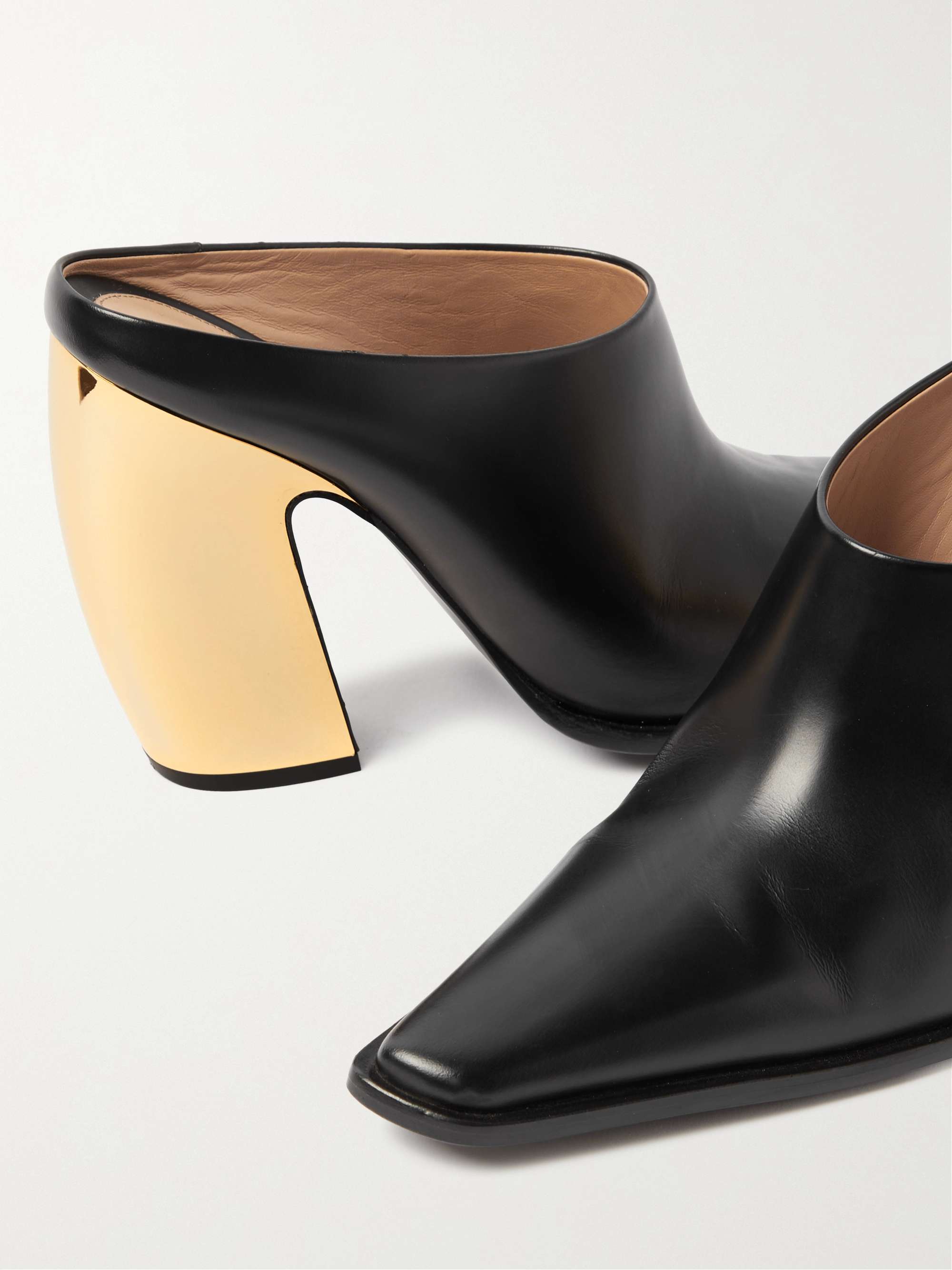 Bottega veneta leather mules hotsell