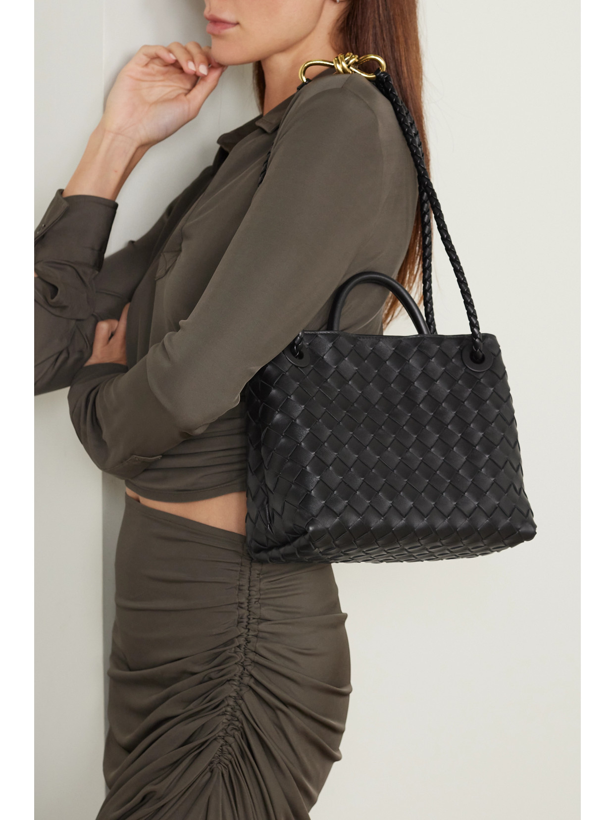 Bottega Veneta Small Andiamo Intrecciato Leather Top Handle Bag In Black