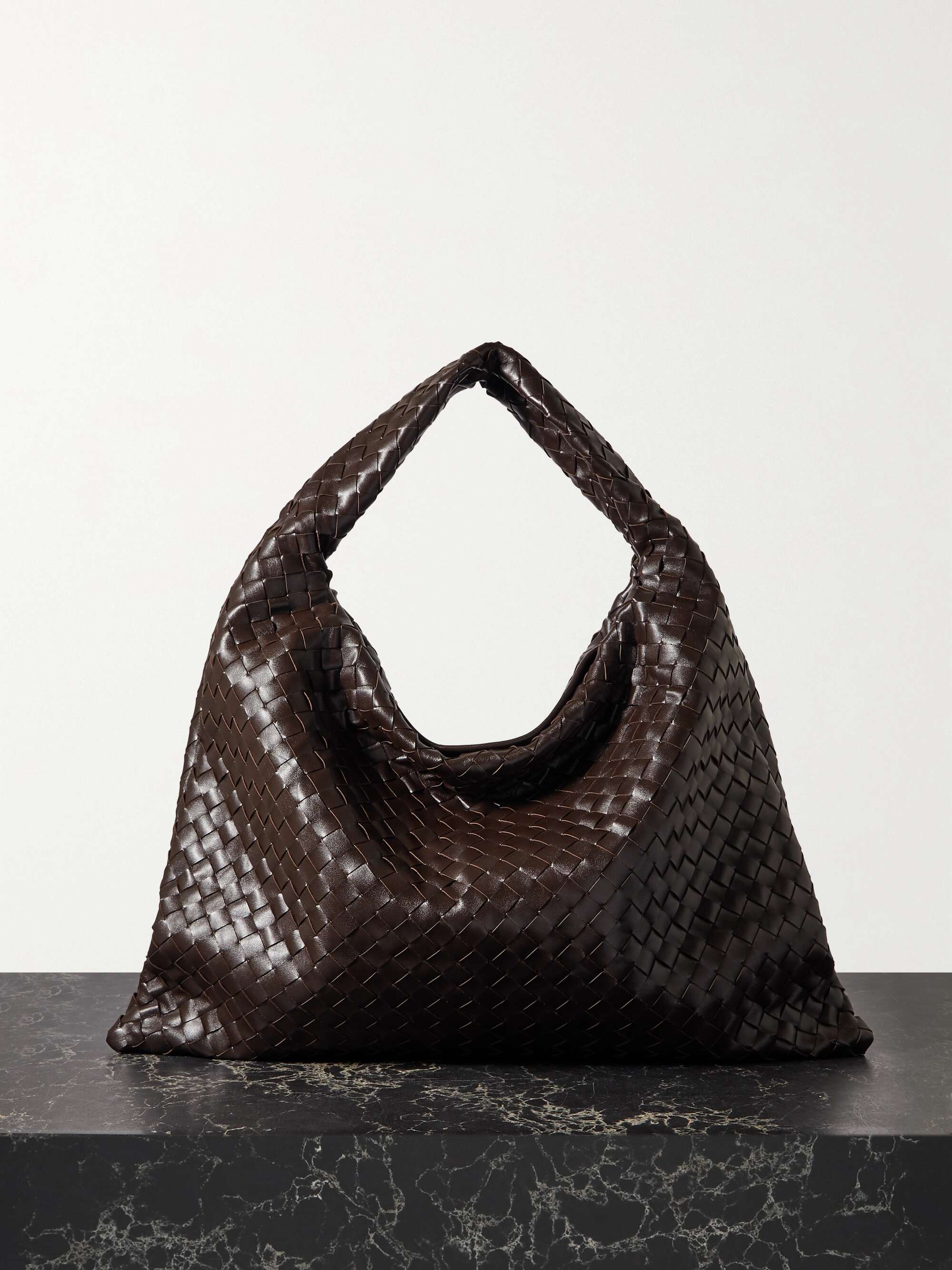 BOTTEGA VENETA Hop イントレチャートレザー ラージ トート