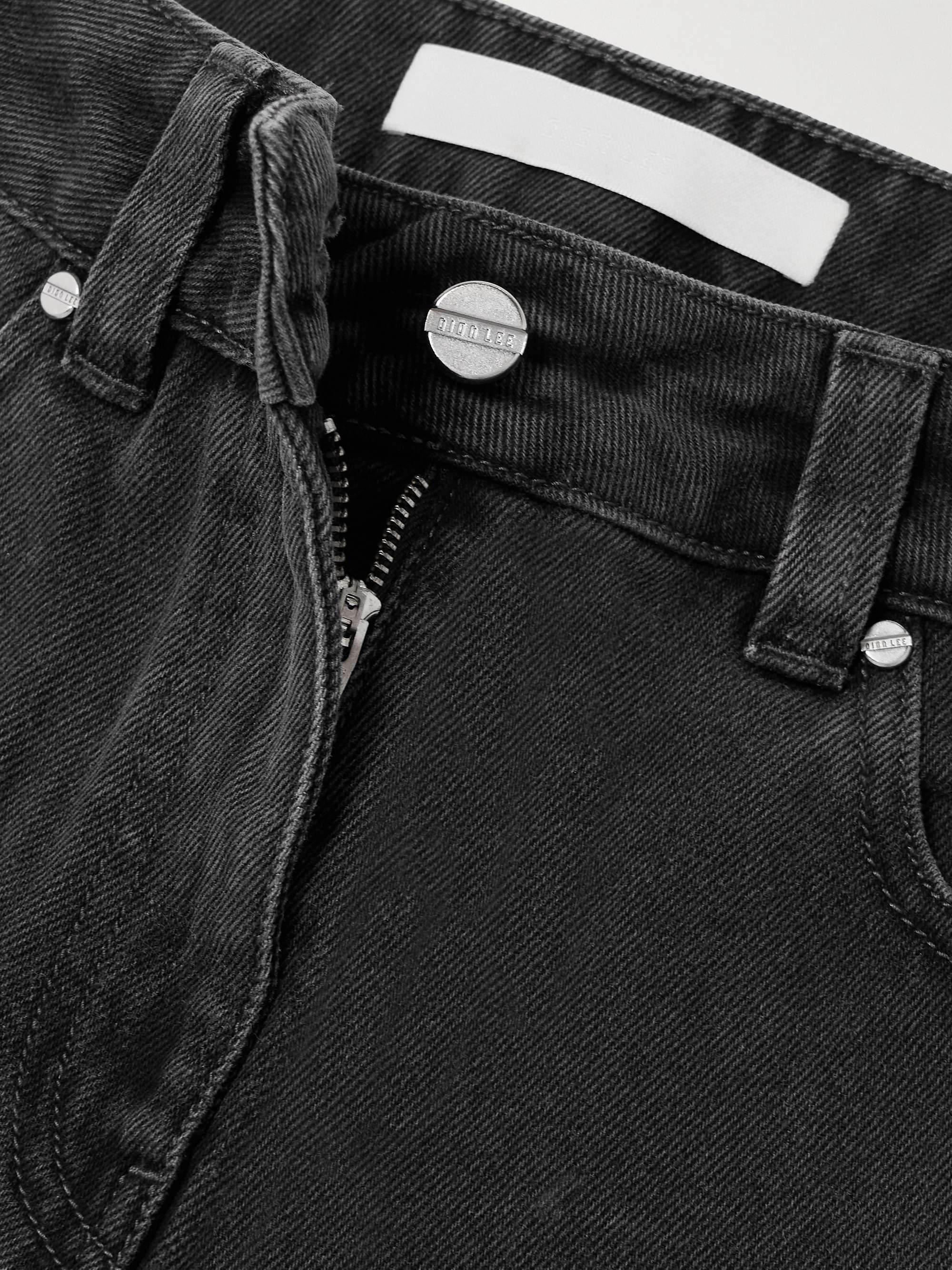 DION LEE 