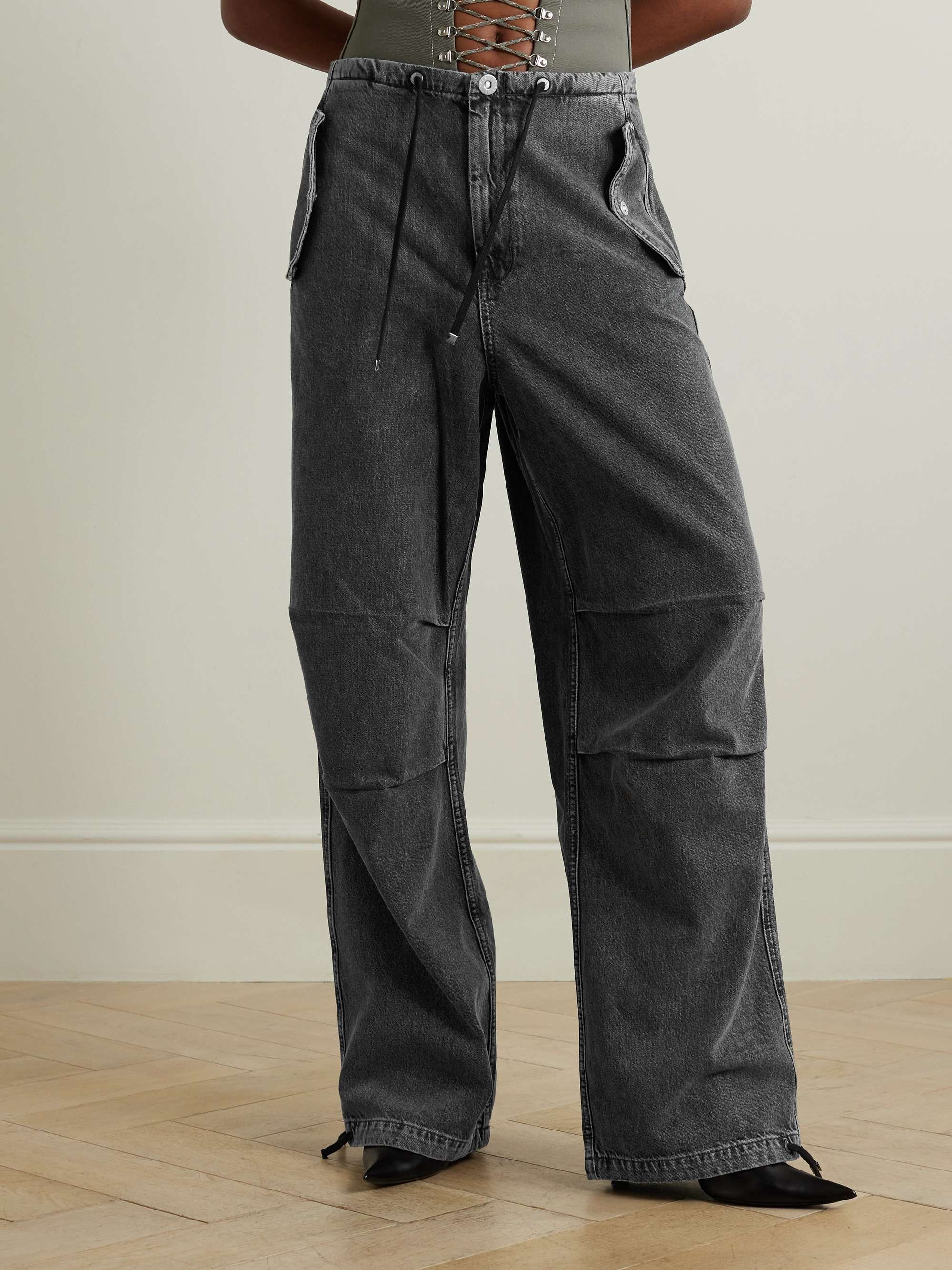 DION LEE 