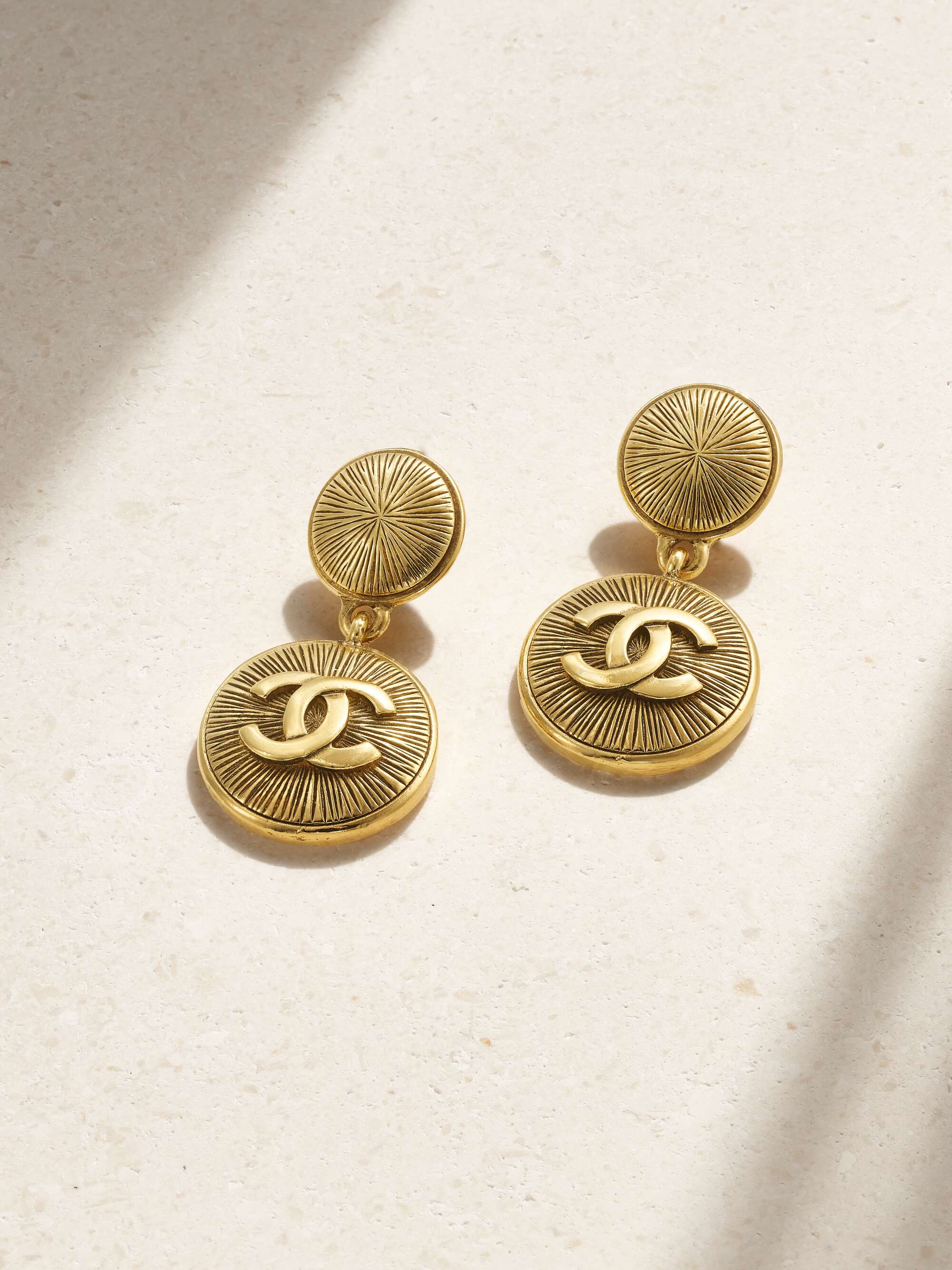 Gold Chanel CC Clip-on Earrings – Designer Revival