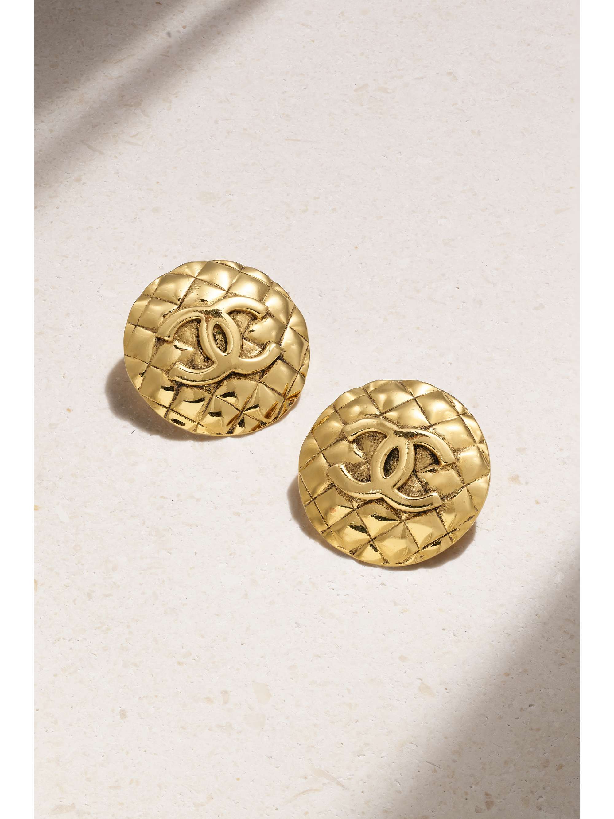 Gold Chanel CC Clip-on Earrings – Designer Revival