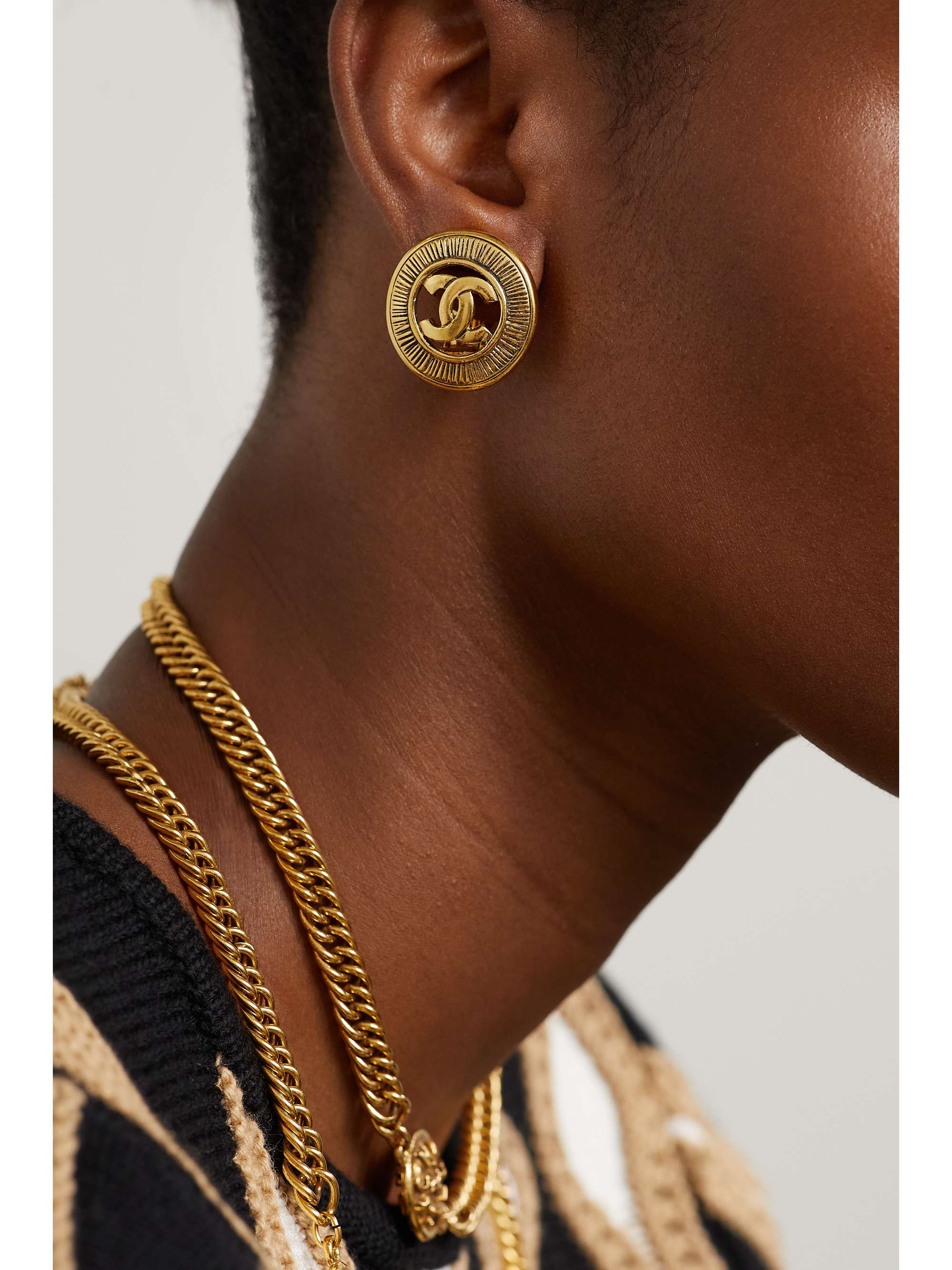 VINTAGE CHANEL 