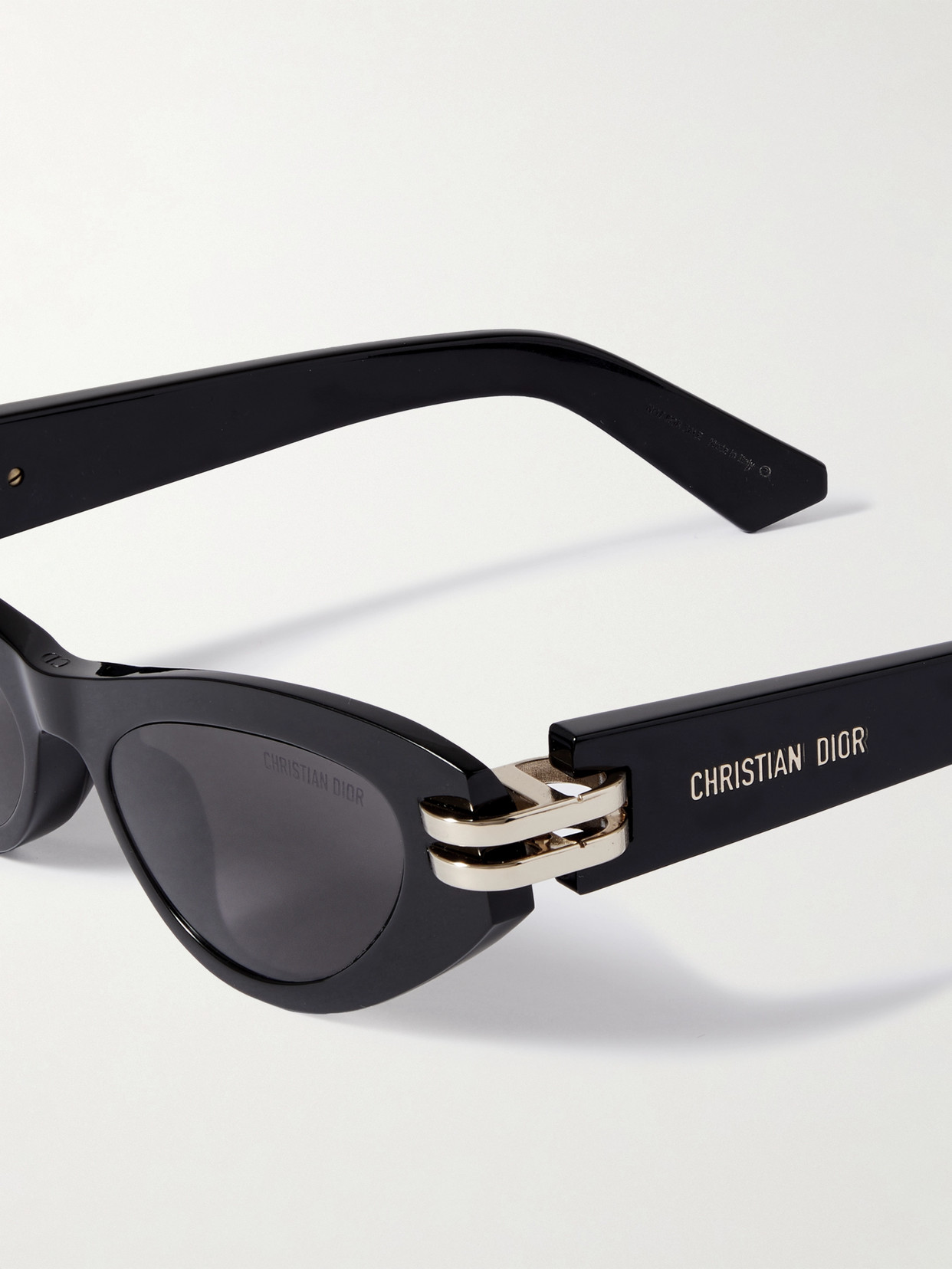 Shop Dior C B1u Cat-eye Acetate And Gold-tone Sunglasses In Black