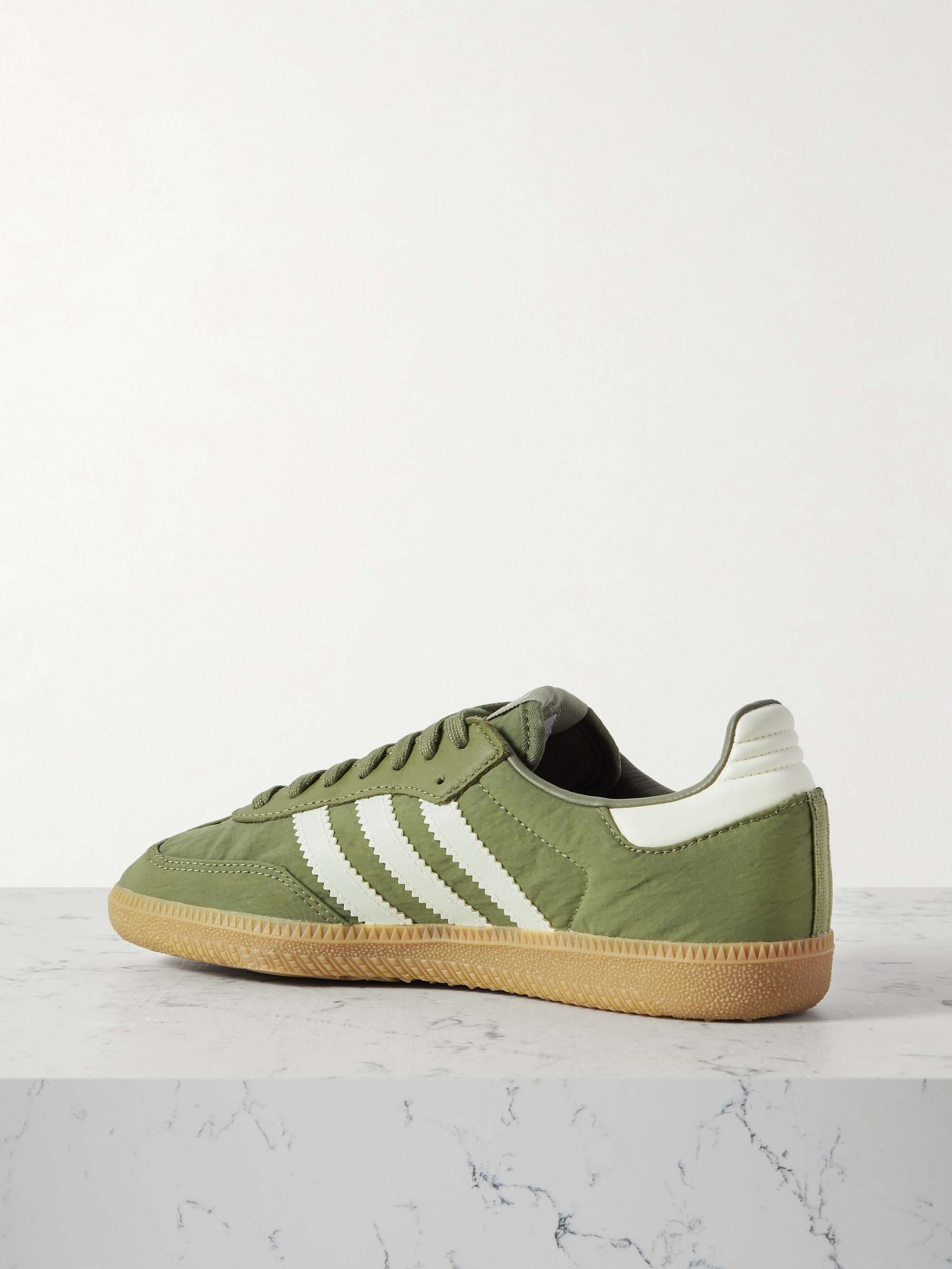 ADIDAS ORIGINALS 