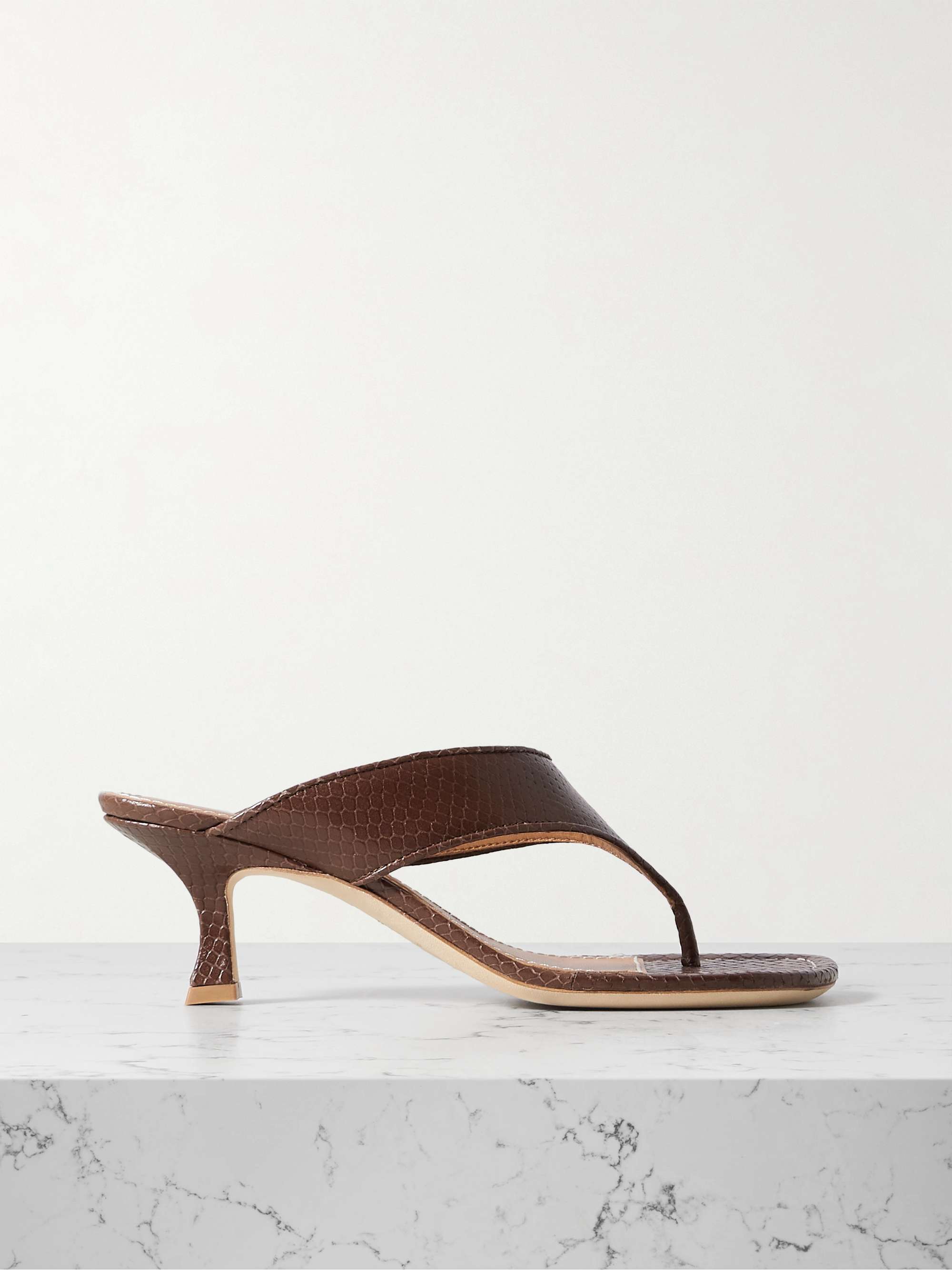 Leather thong shop sandals women's