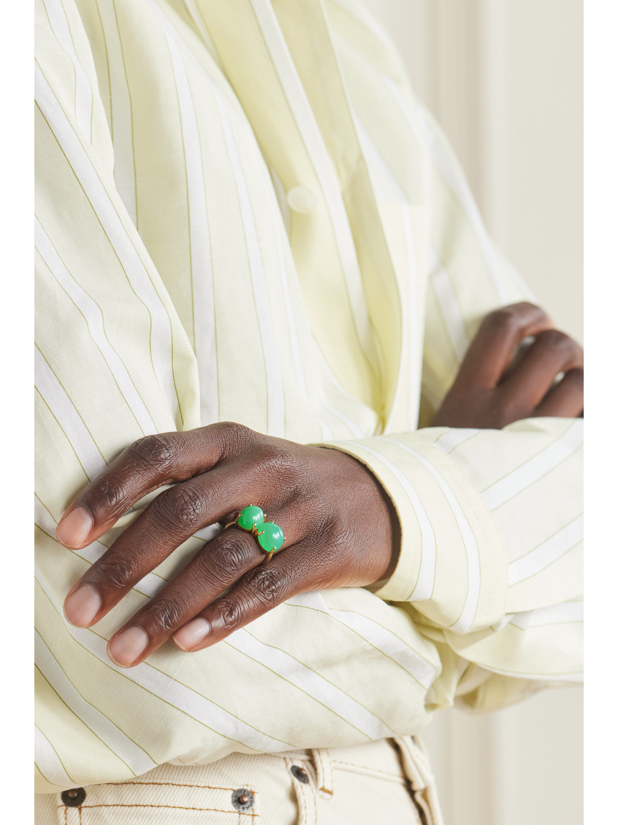 Shop Irene Neuwirth Classic 18-karat Gold Chrysoprase Ring In Green