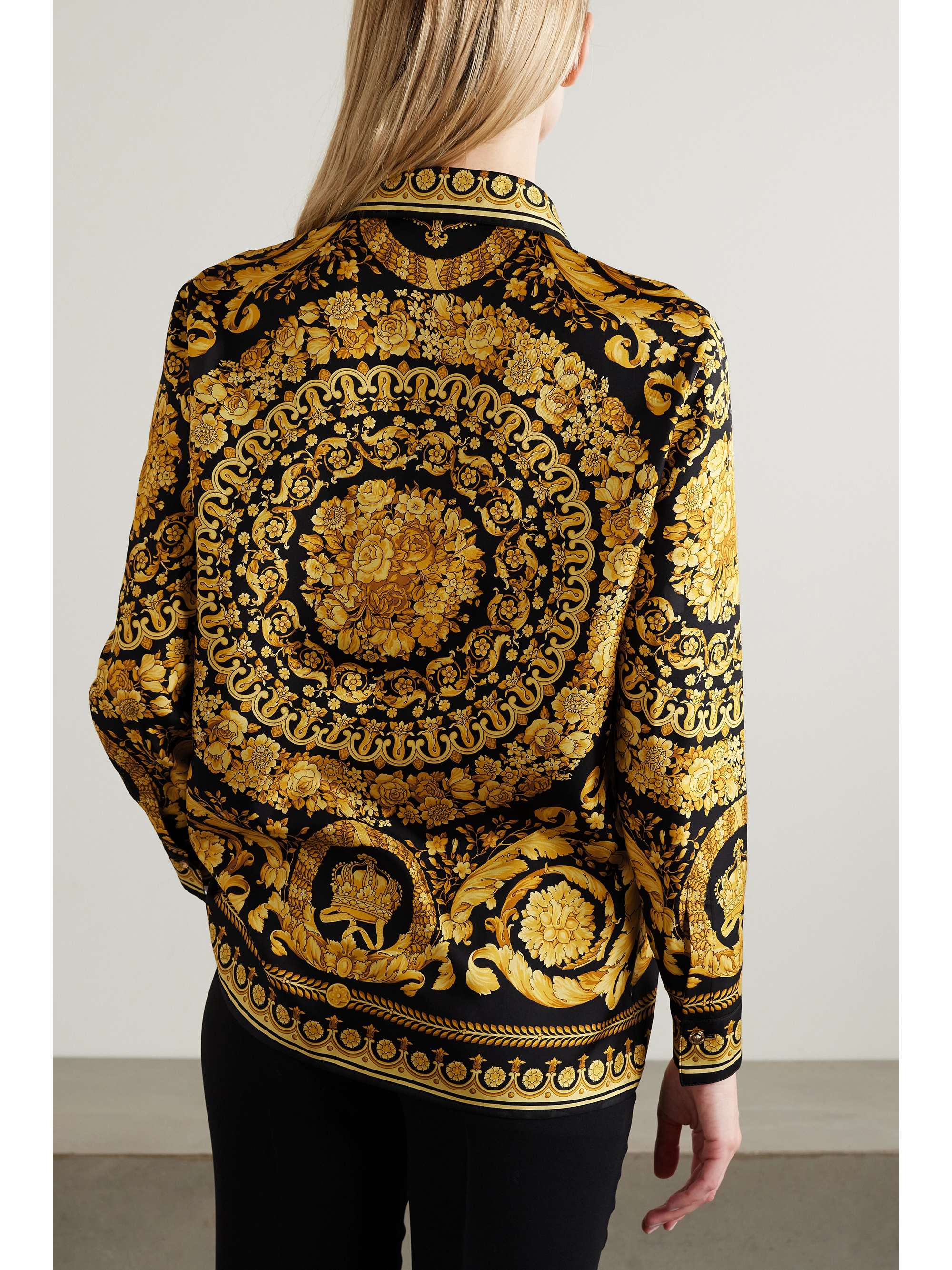 VERSACE 
