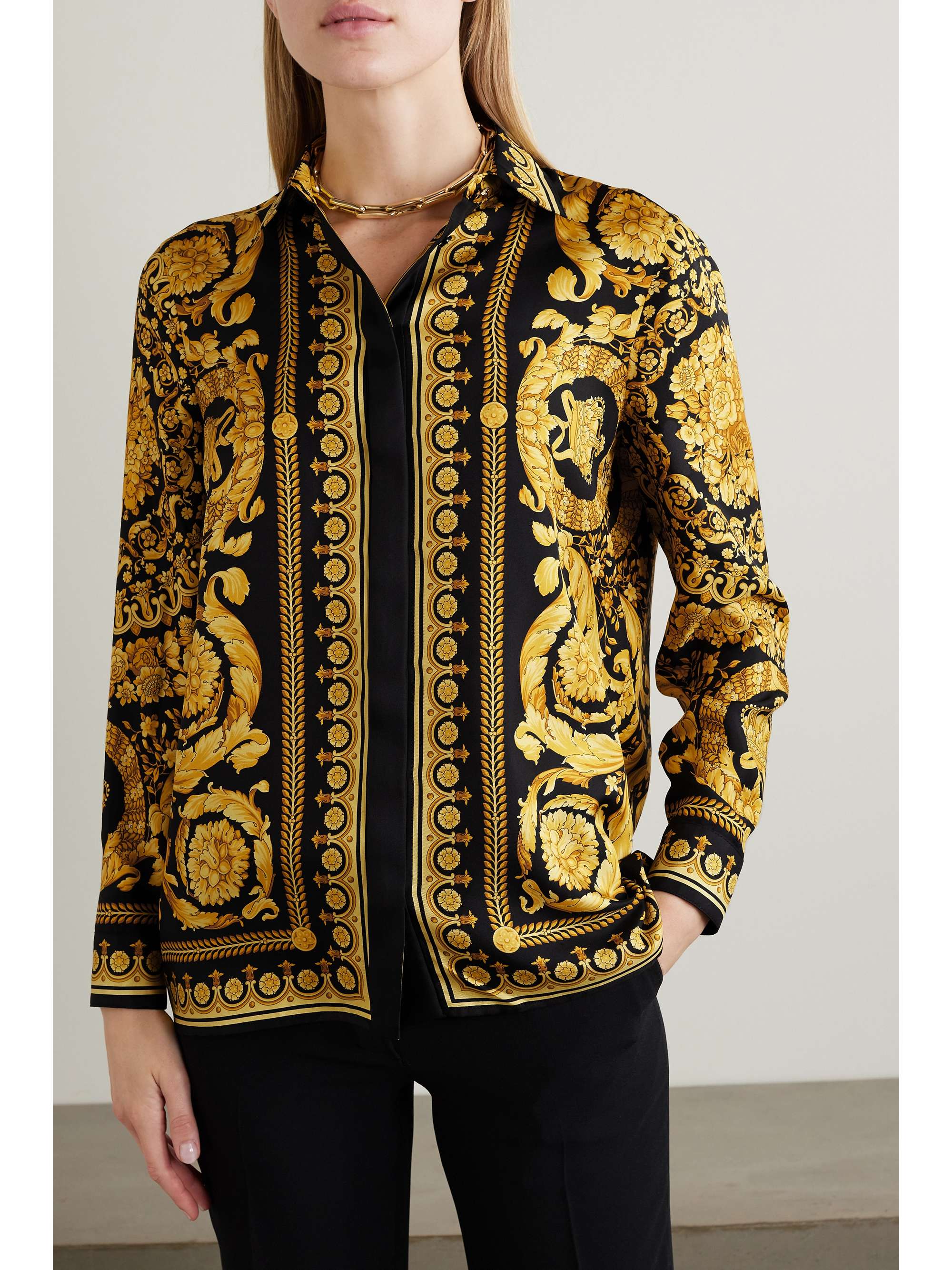 VERSACE 