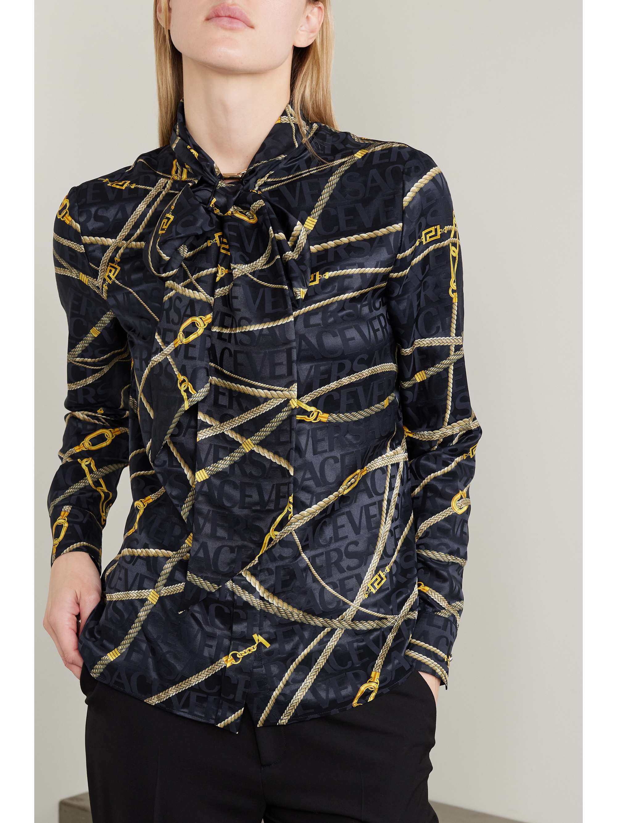 VERSACE 