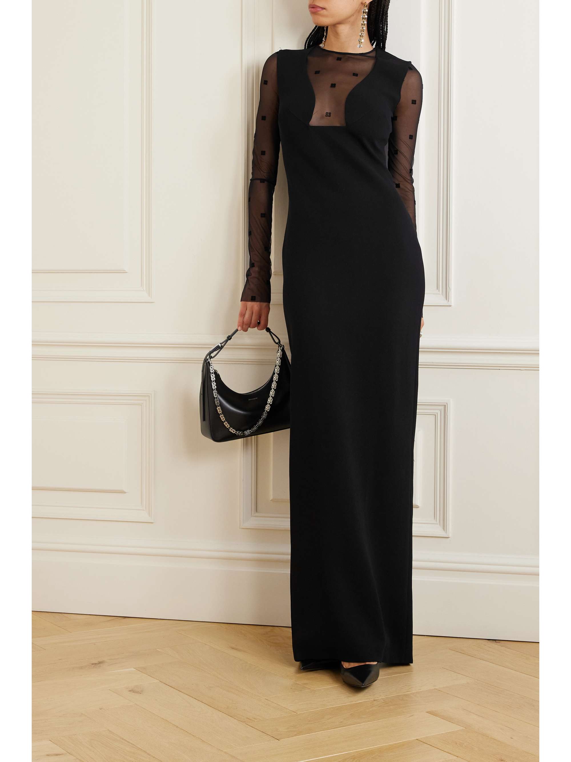 GIVENCHY 