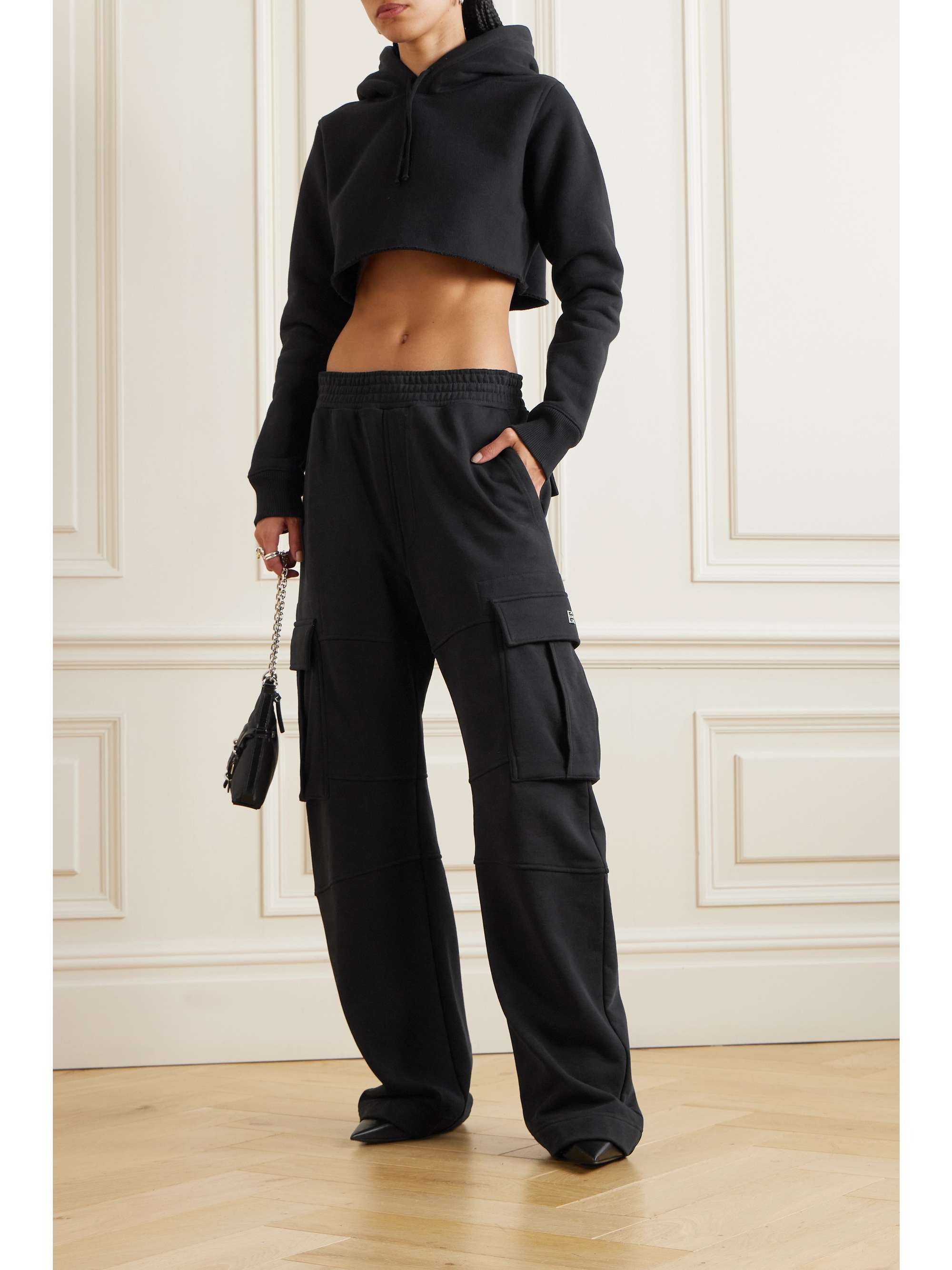 GIVENCHY 