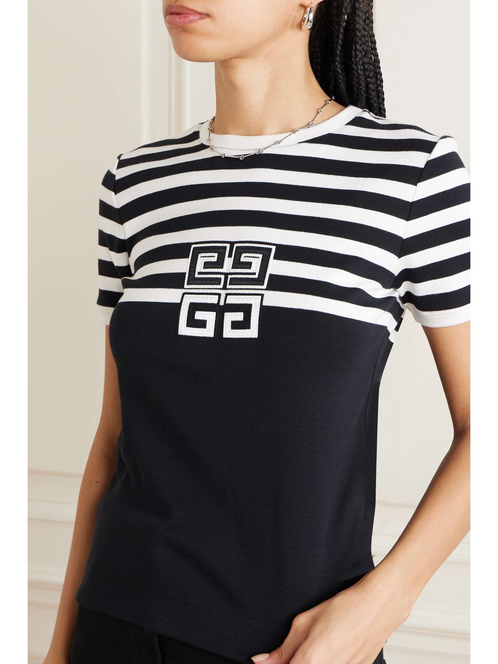 GIVENCHY 