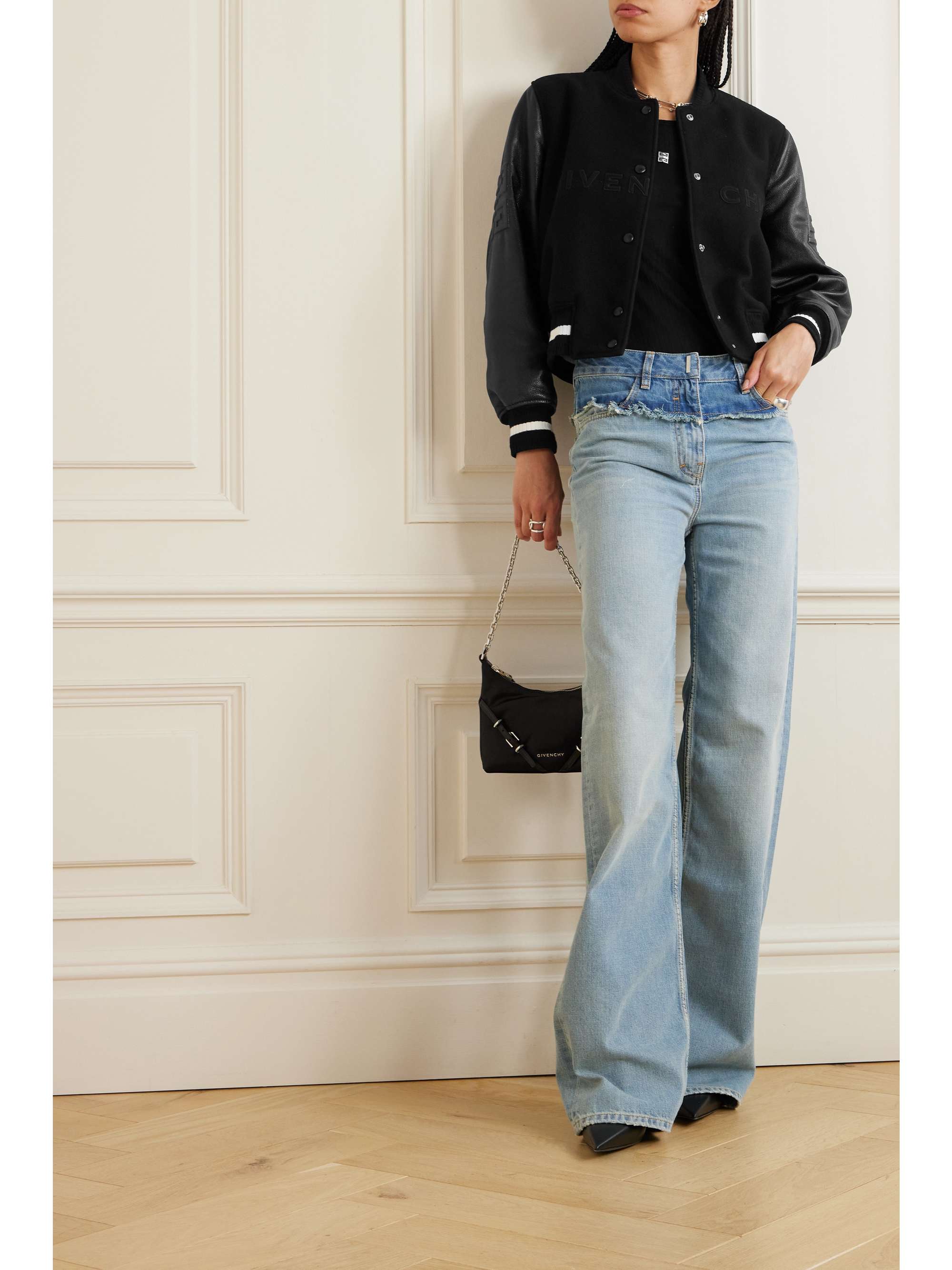 GIVENCHY 