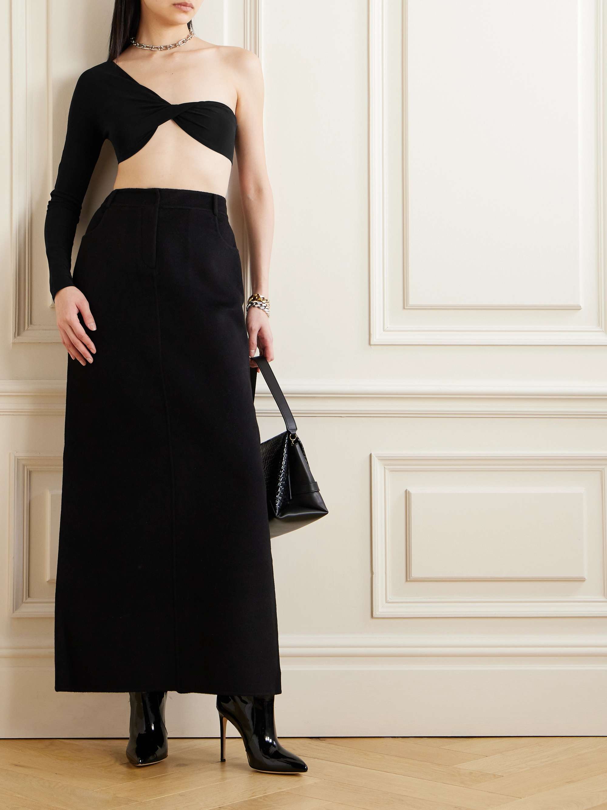 COURRÈGES 