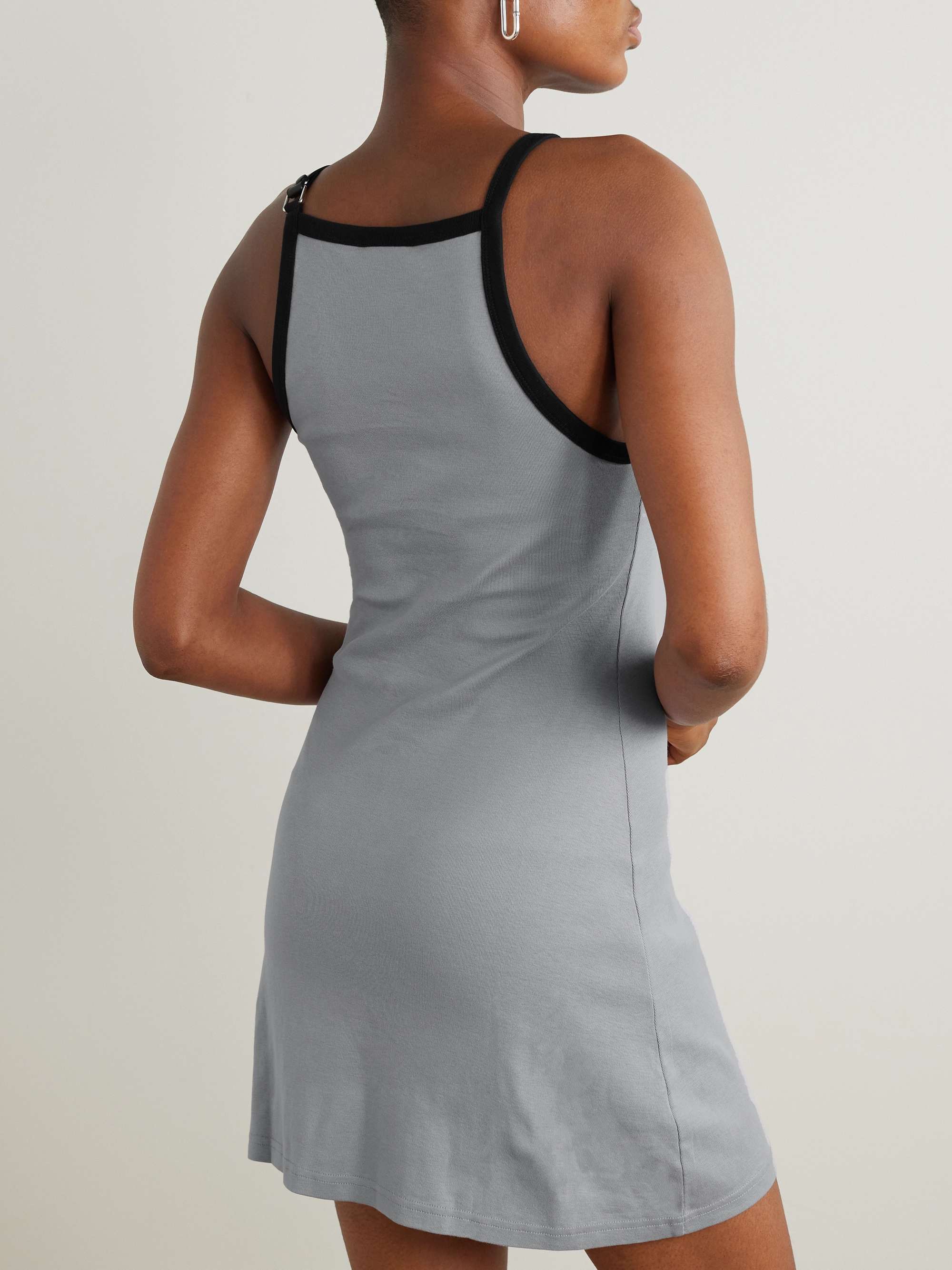 COURRÈGES 