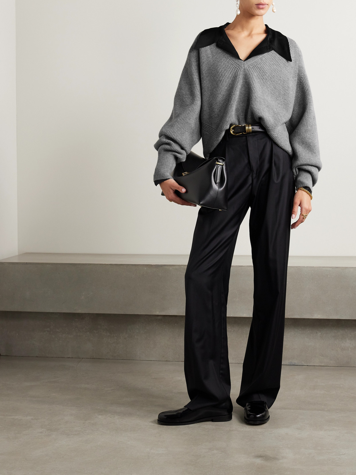 Sasuphi Merino Wool And Cashmere-blend Sweater In Gray