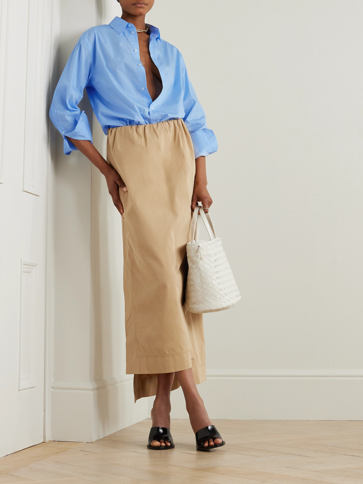 Sasuphi Gilda Gathered Cotton And Silk-blend Maxi Skirt In Neutrals