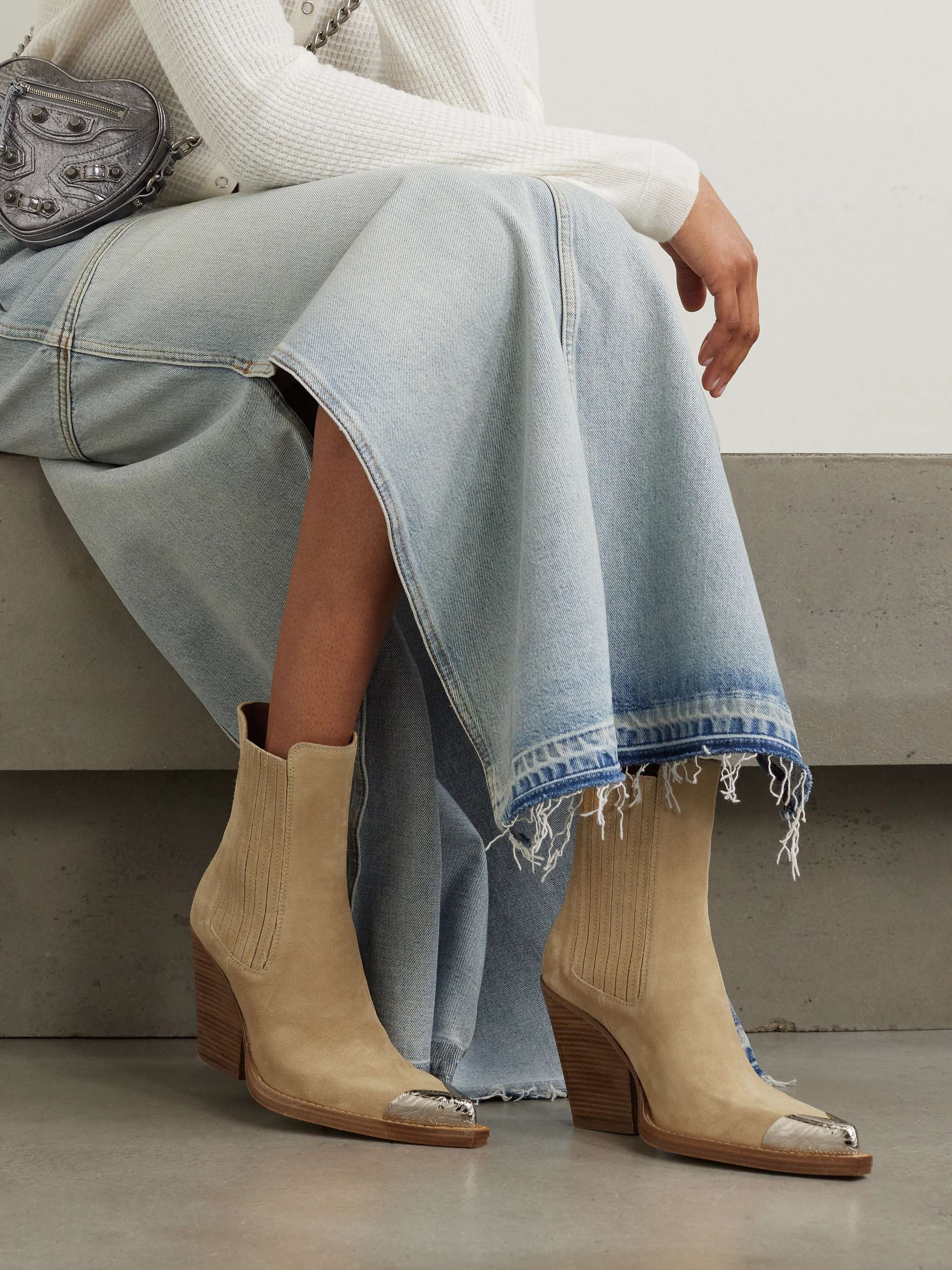 Dallas embellished suede ankle boots beige IT36.5