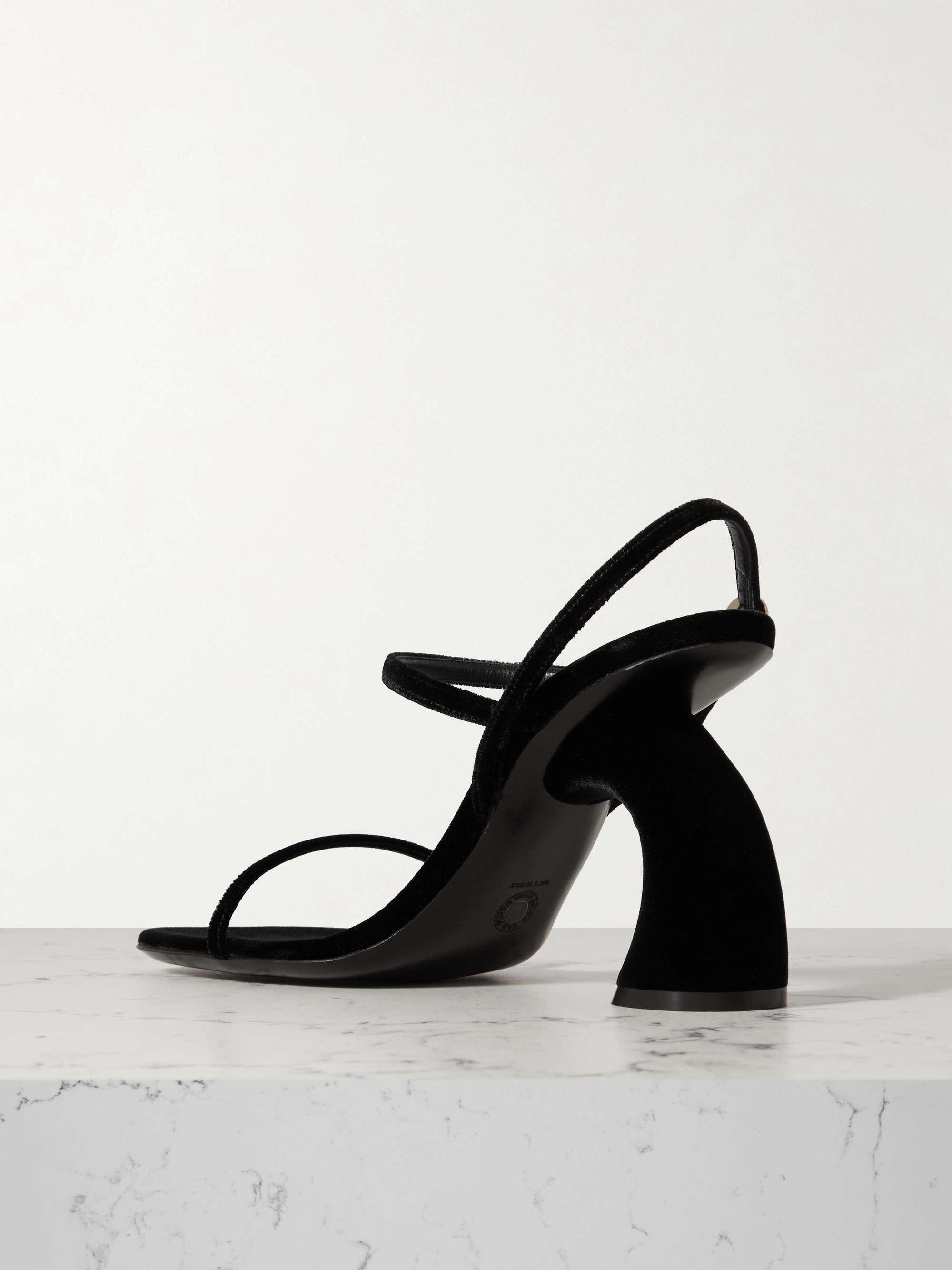 DRIES VAN NOTEN 