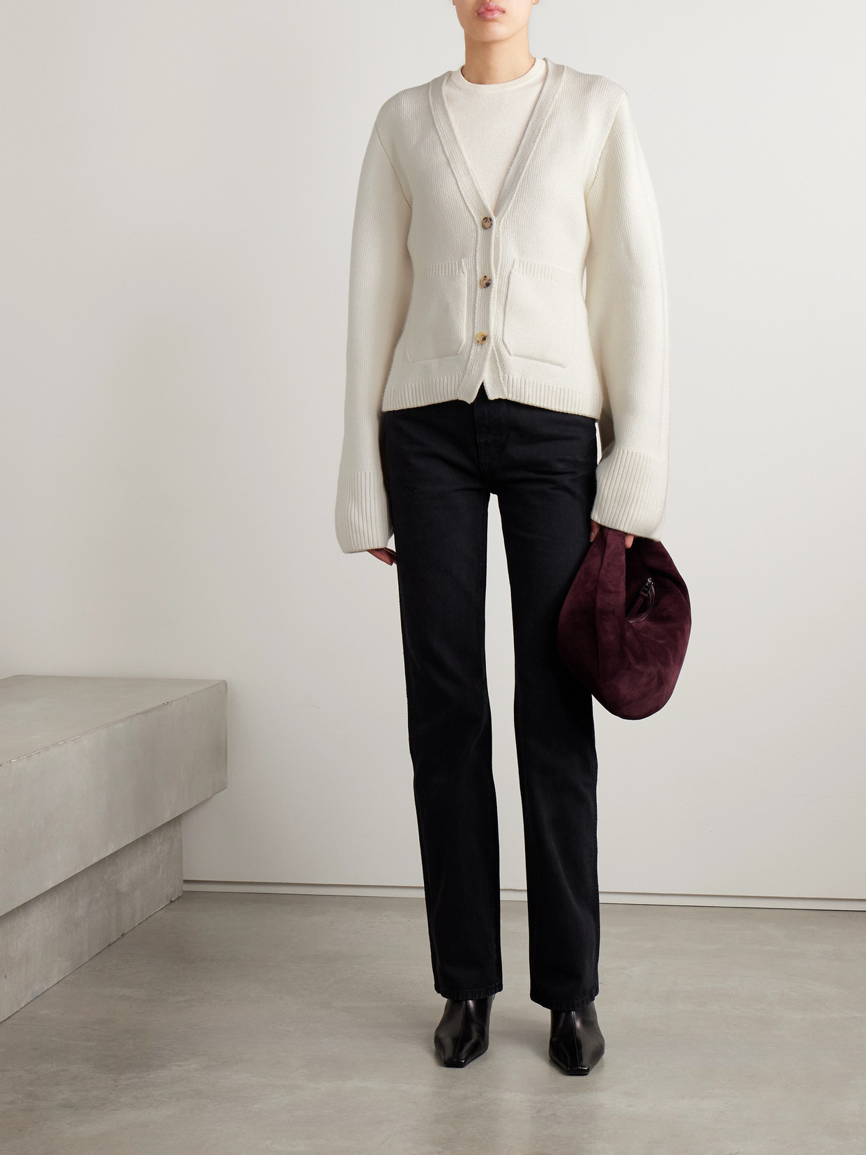 Shop Khaite Scarlet Cashmere Cardigan In Cream