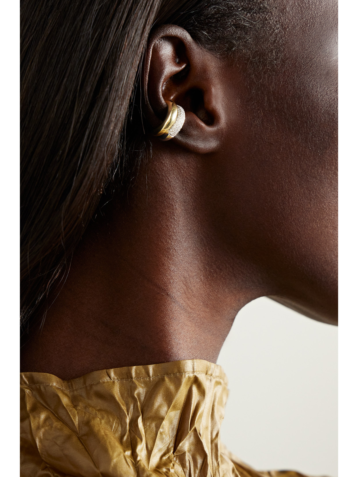 Shop Yvonne Léon 9-karat Yellow And White Gold Diamond Ear Cuff