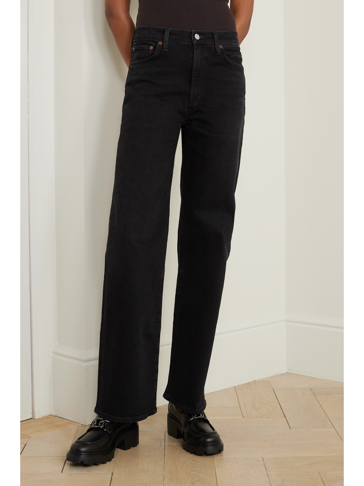 Agolde Riley Cropped Jeans In Black