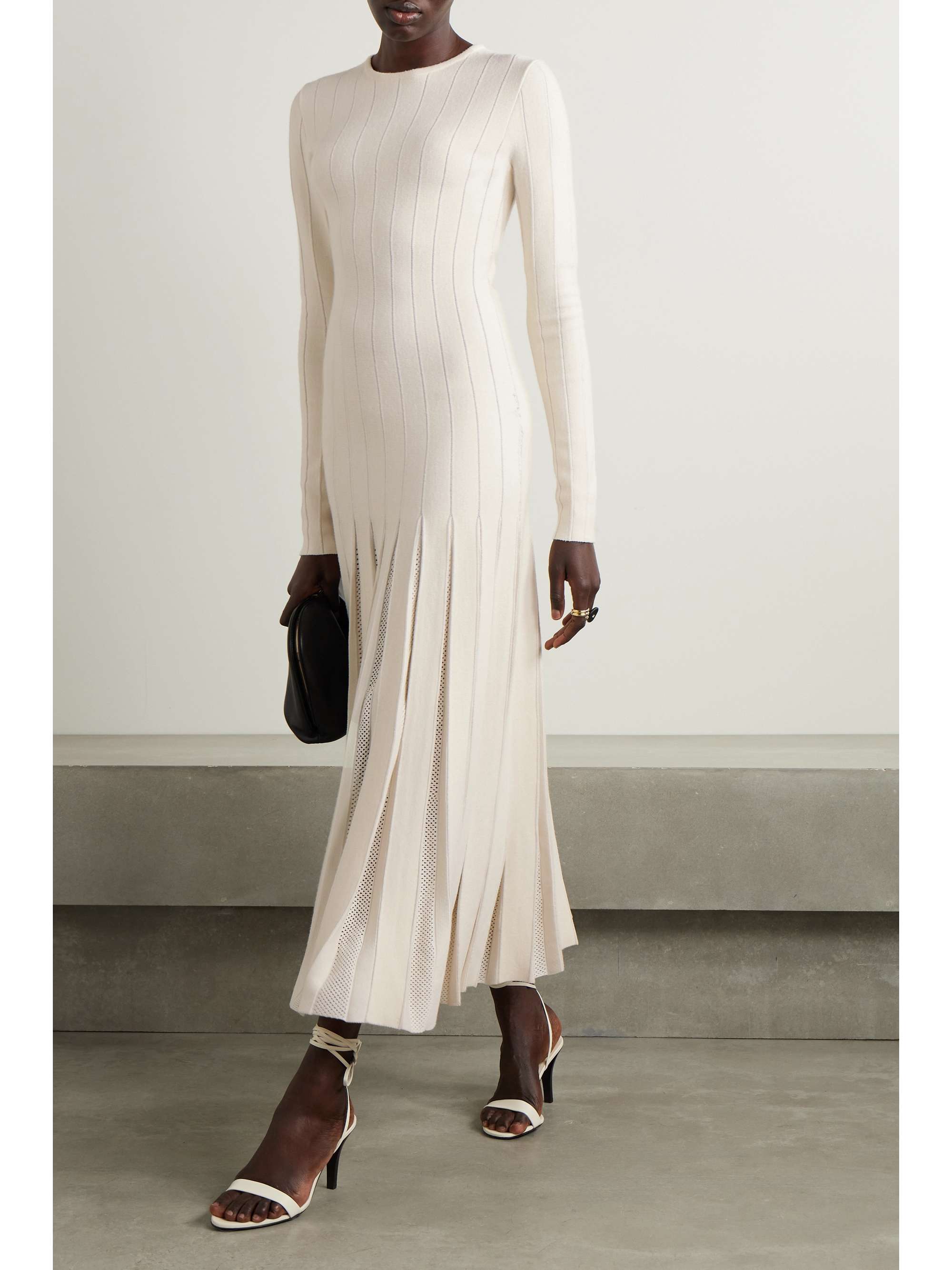 GABRIELA HEARST 