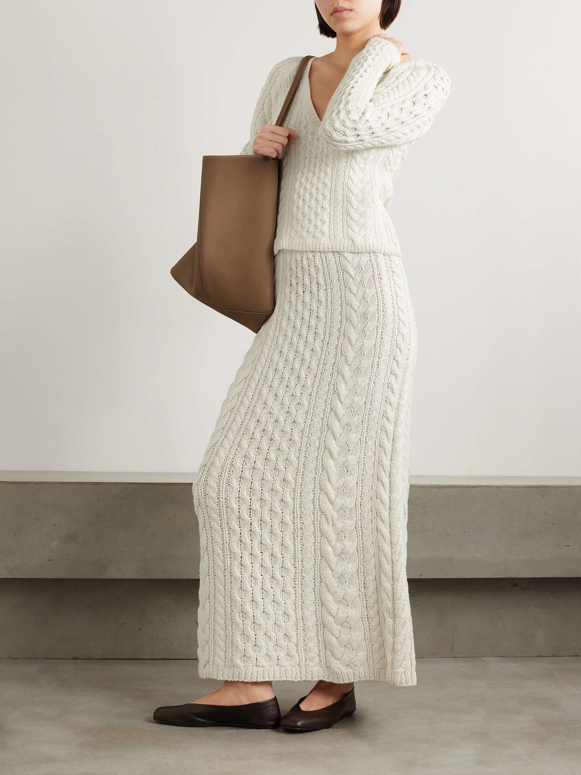 GABRIELA HEARST 