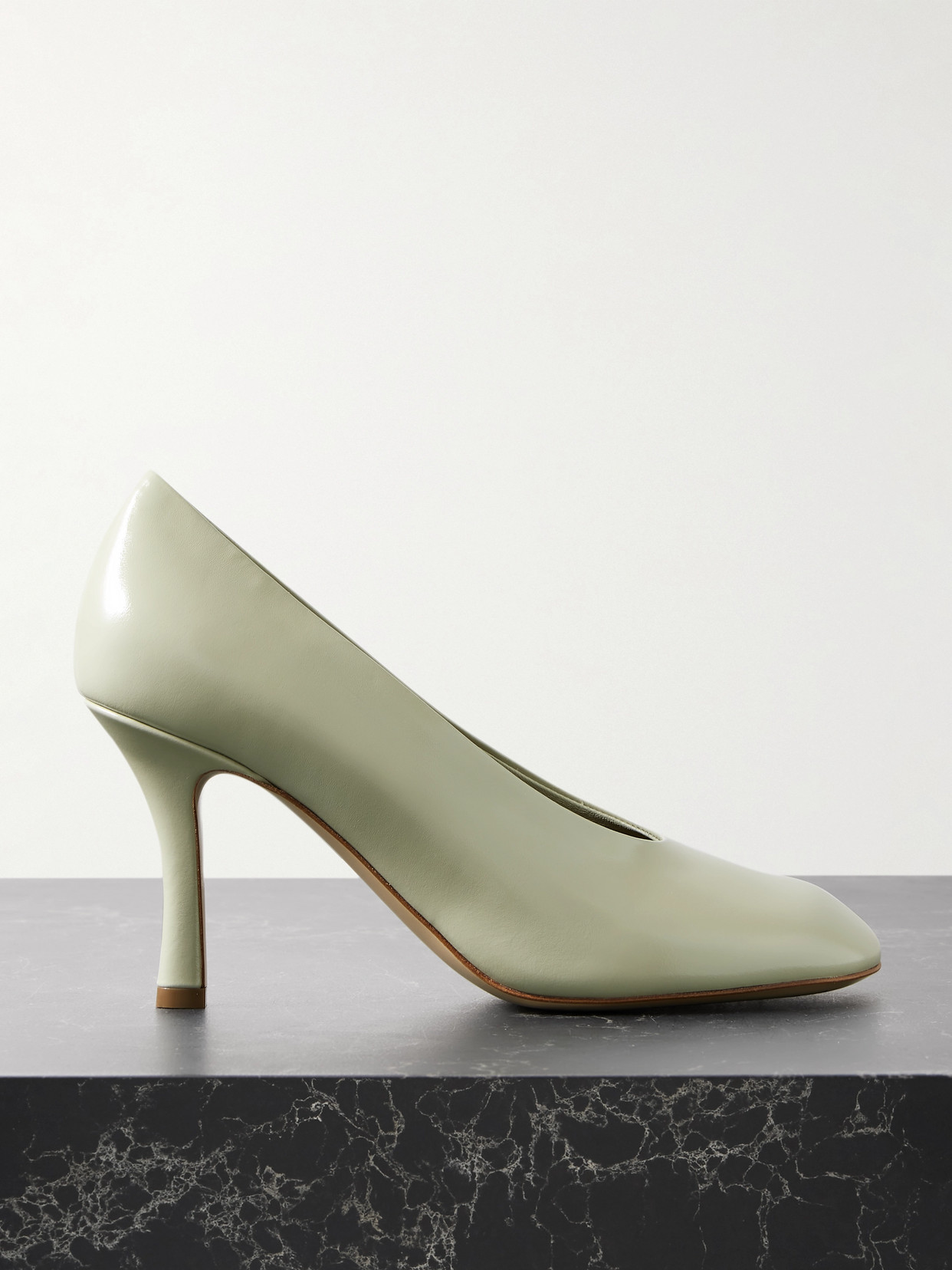 Burberry - Glossed-leather Pumps - White