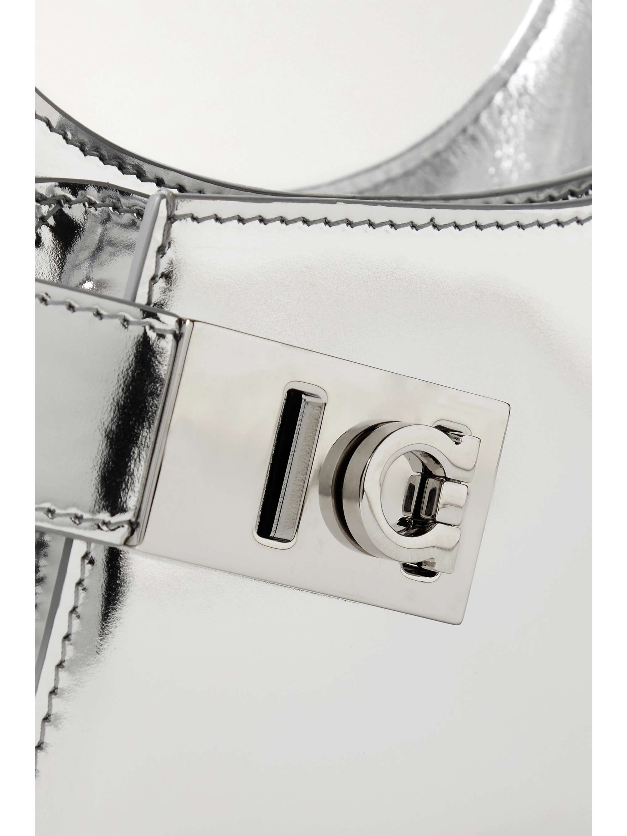FERRAGAMO 