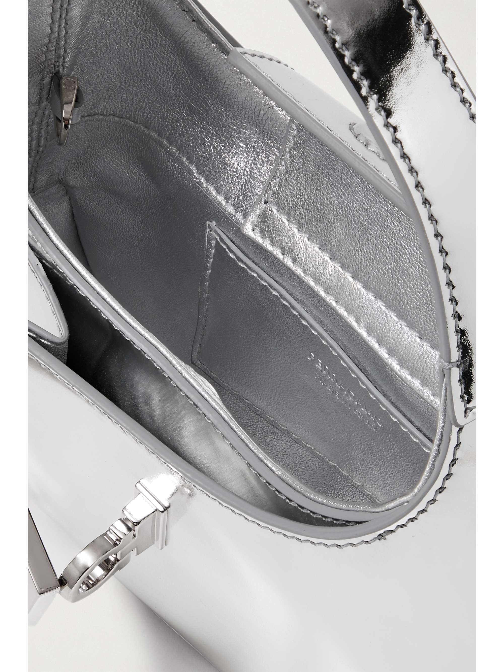 FERRAGAMO 