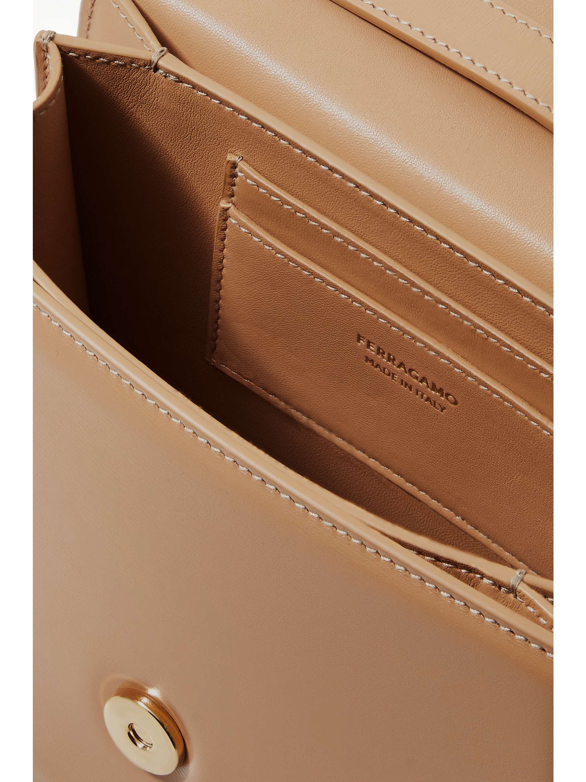 FERRAGAMO 
