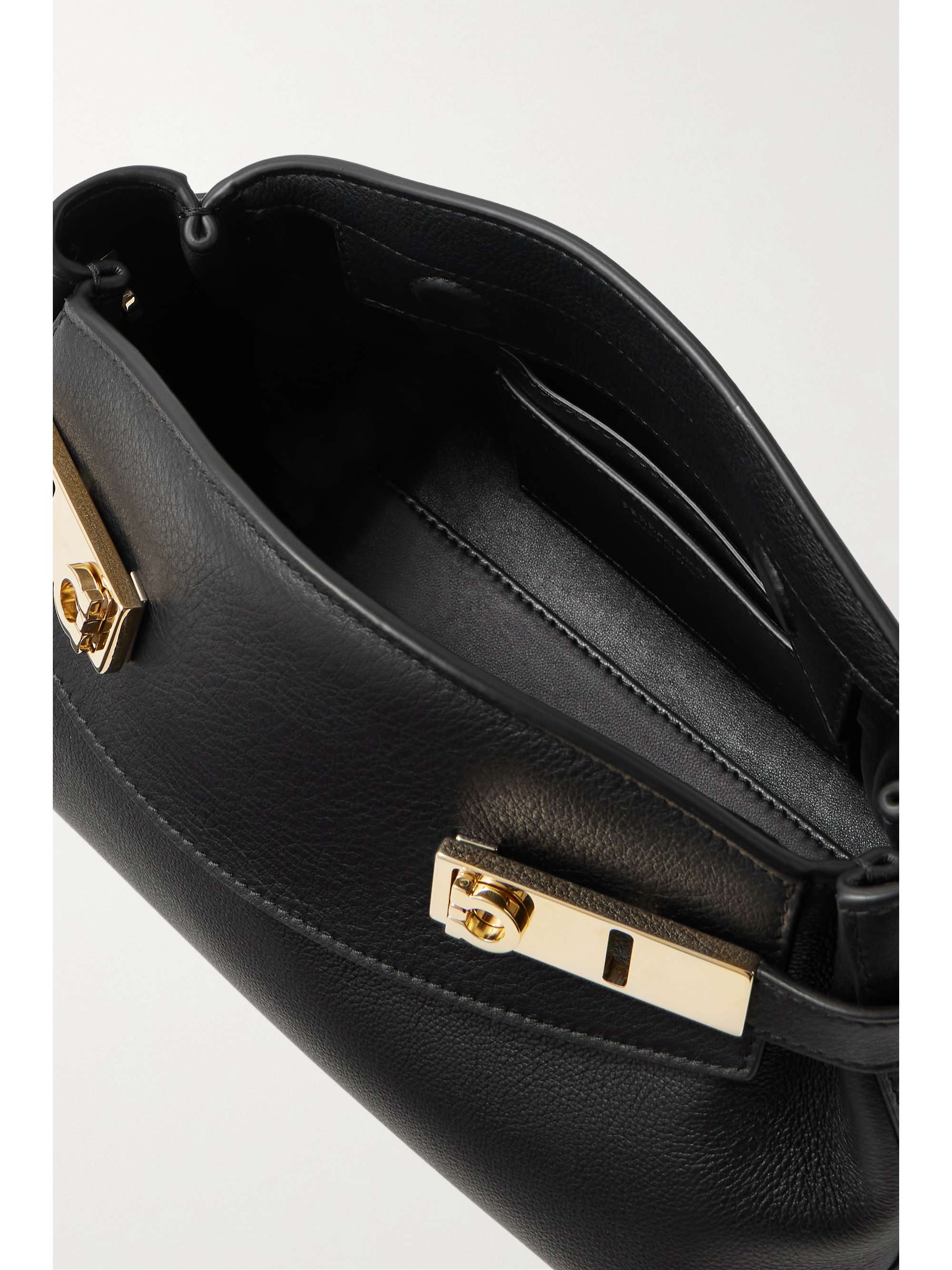 FERRAGAMO 