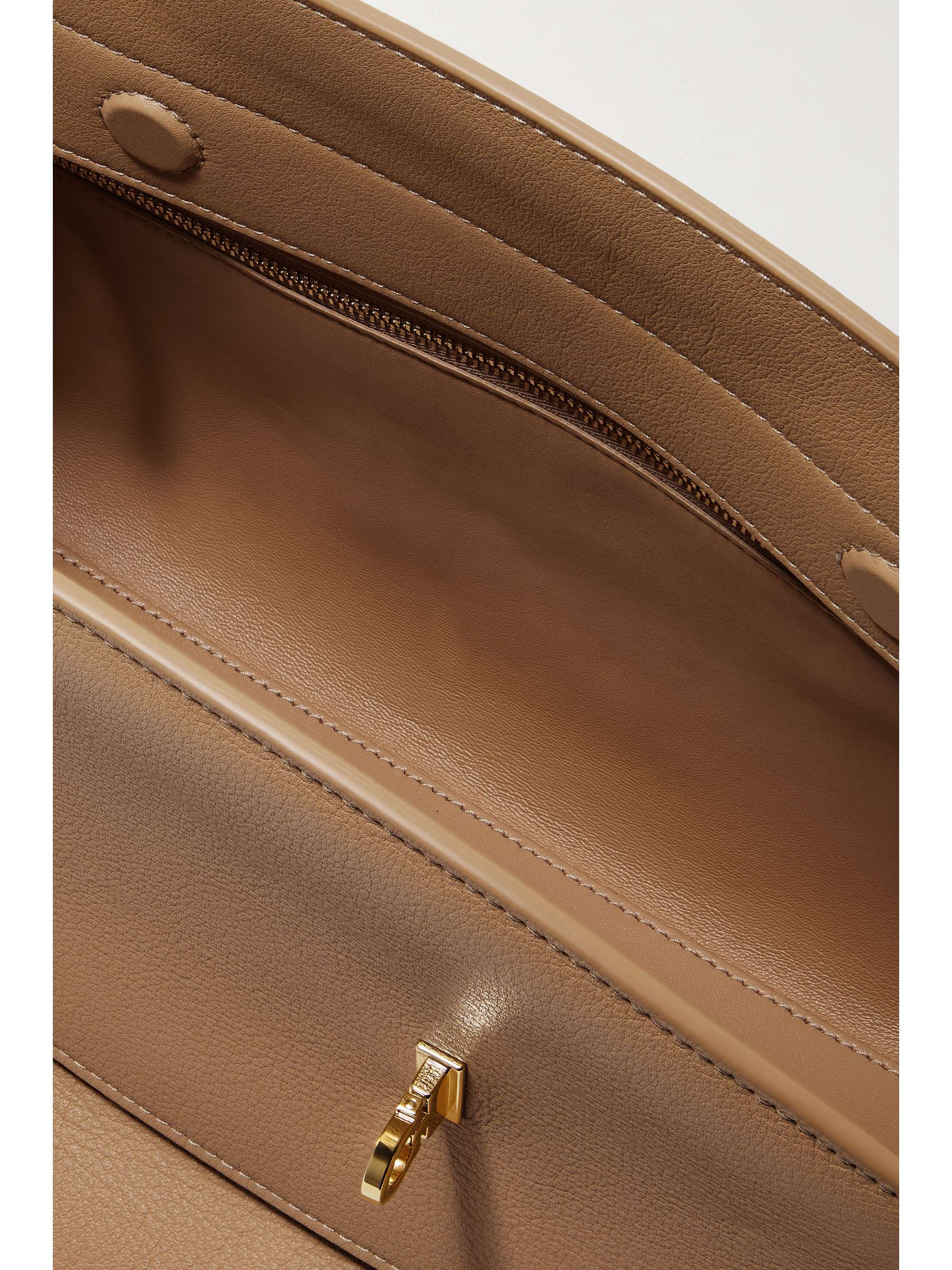 FERRAGAMO 
