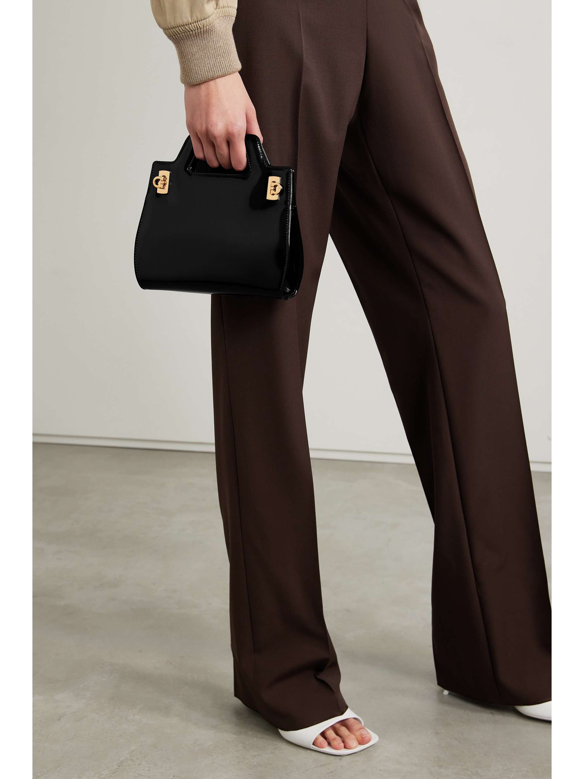 FERRAGAMO 