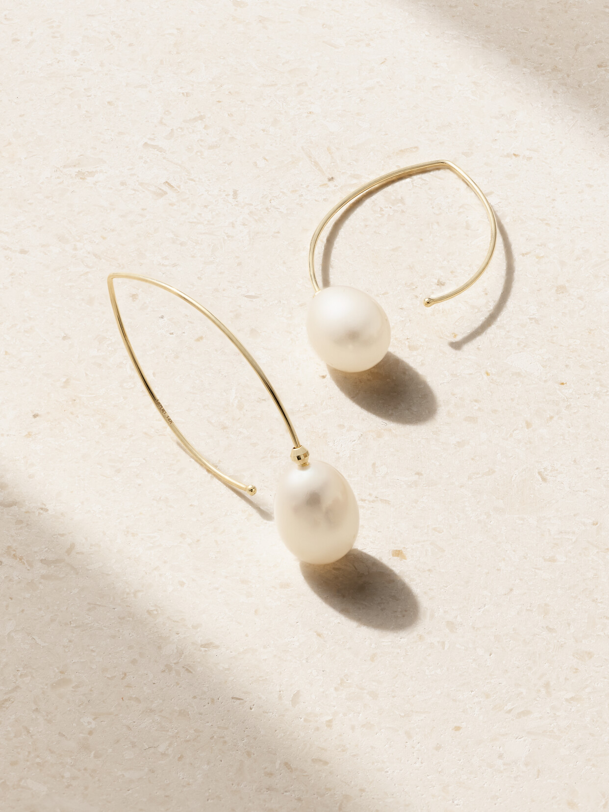 Mizuki Small 14-karat Gold Pearl Earrings