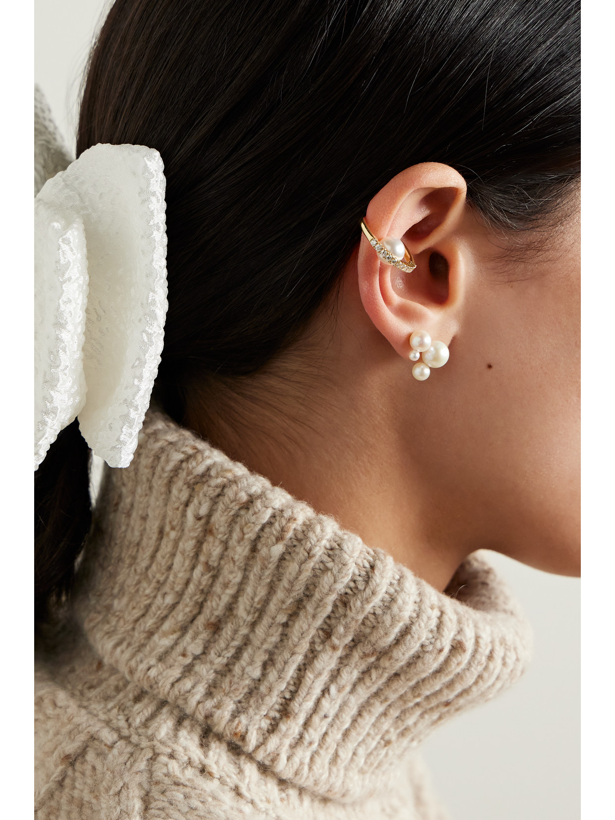 Mizuki 14-karat Gold Pearl Earrings In Gold